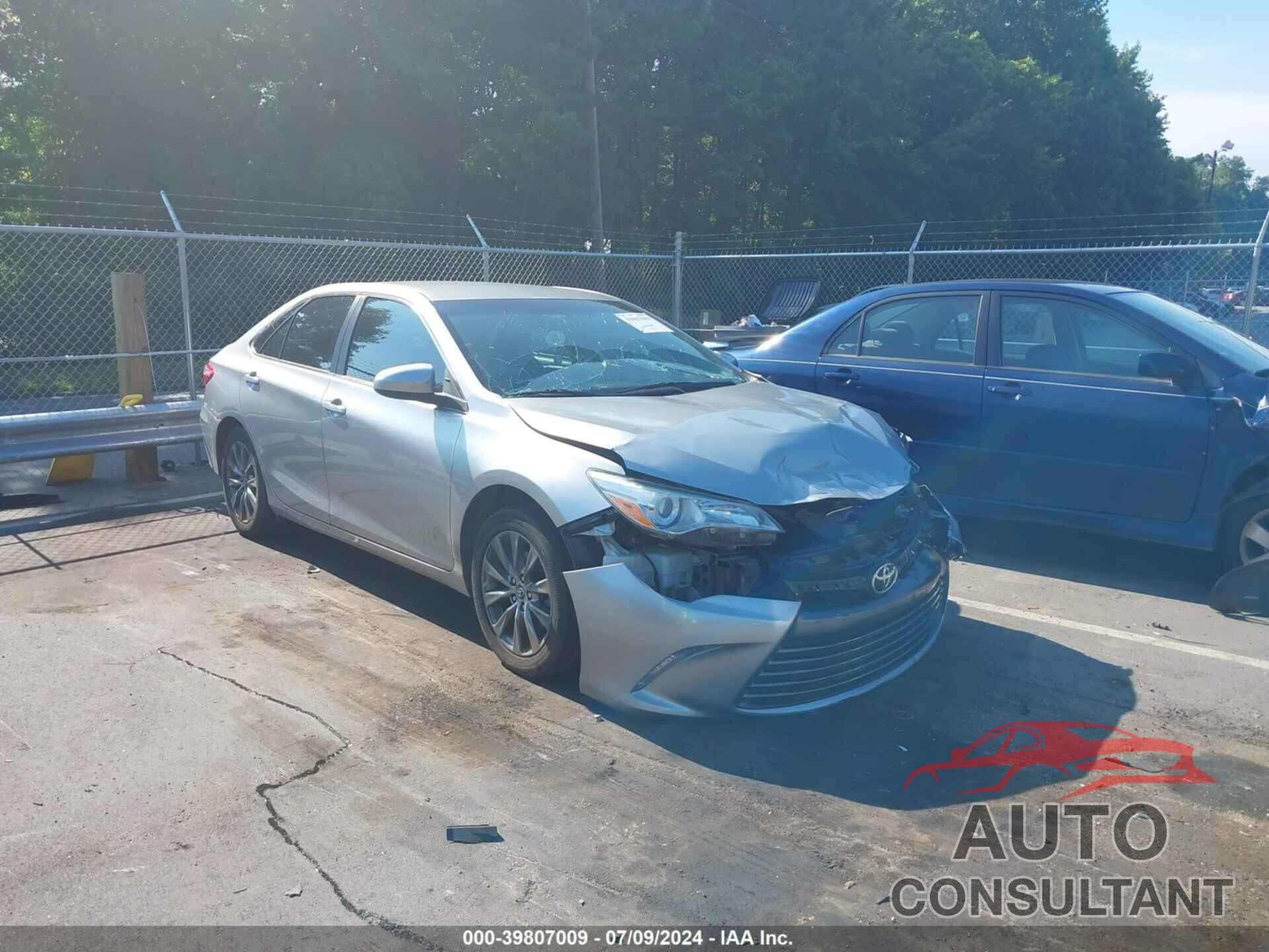 TOYOTA CAMRY 2016 - 4T4BF1FK8GR571830