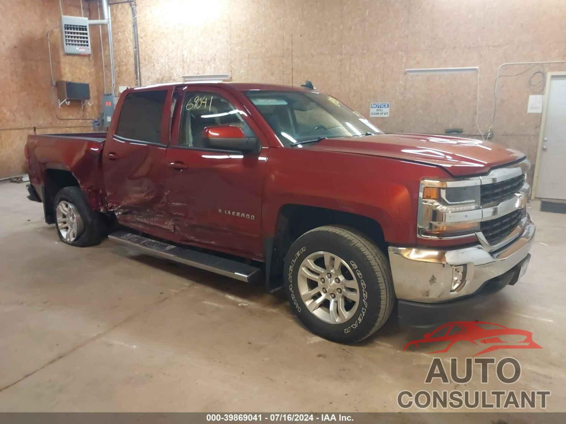 CHEVROLET SILVERADO 1500 2018 - 3GCUKREC0JG534941