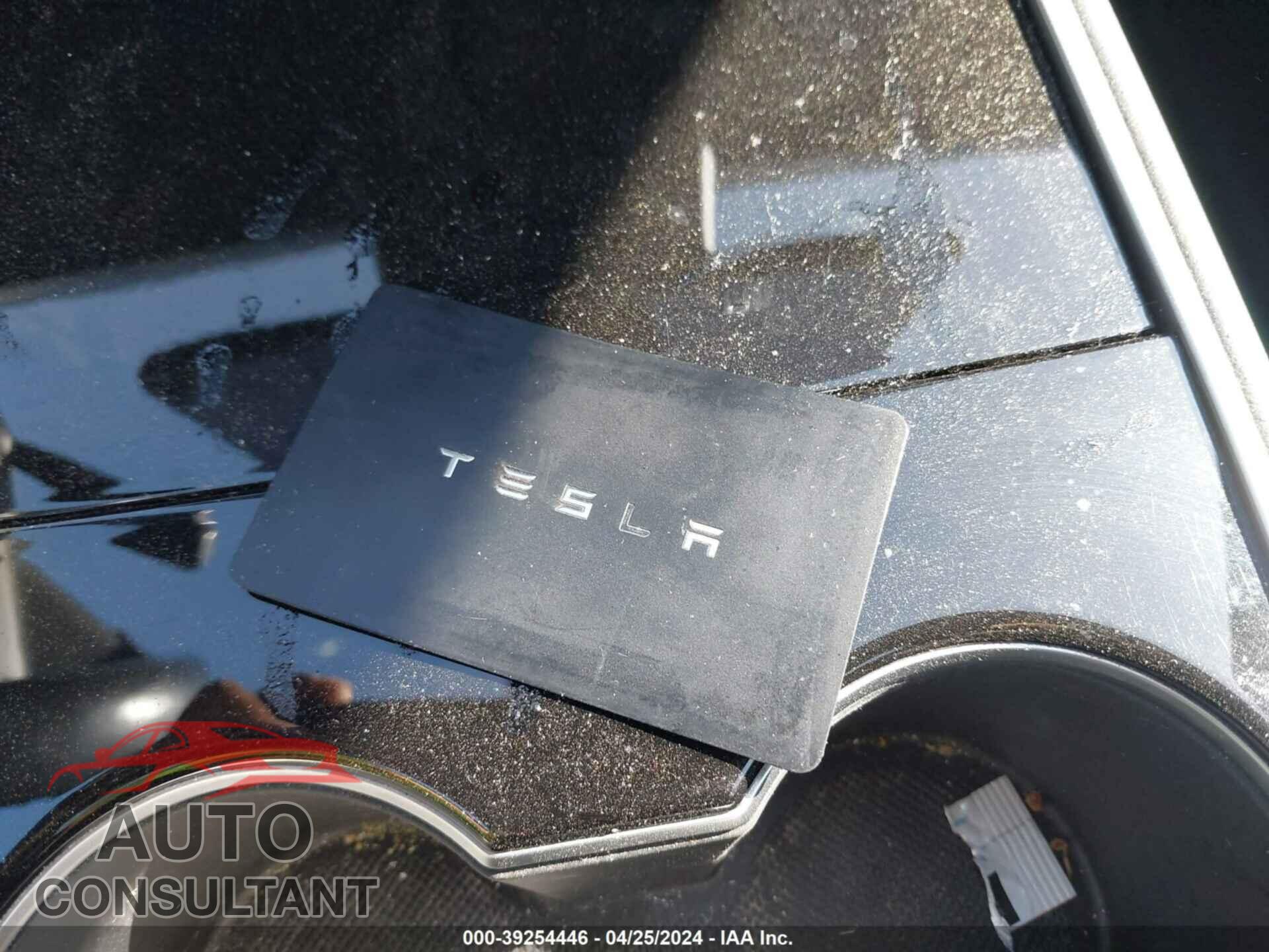 TESLA MODEL 3 2018 - 5YJ3E1EA3JF052764