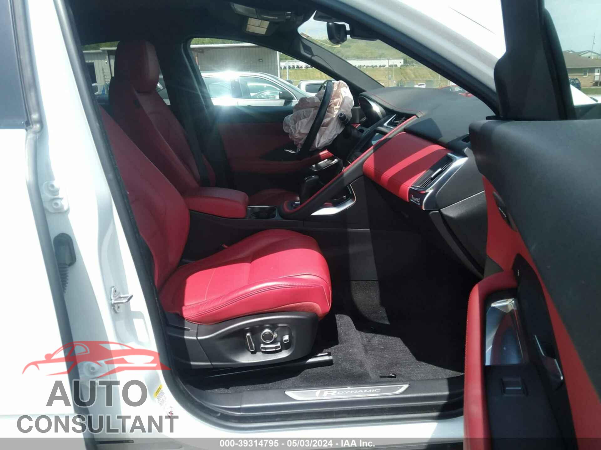 JAGUAR E-PACE 2018 - SADFT2GX5J1Z31108
