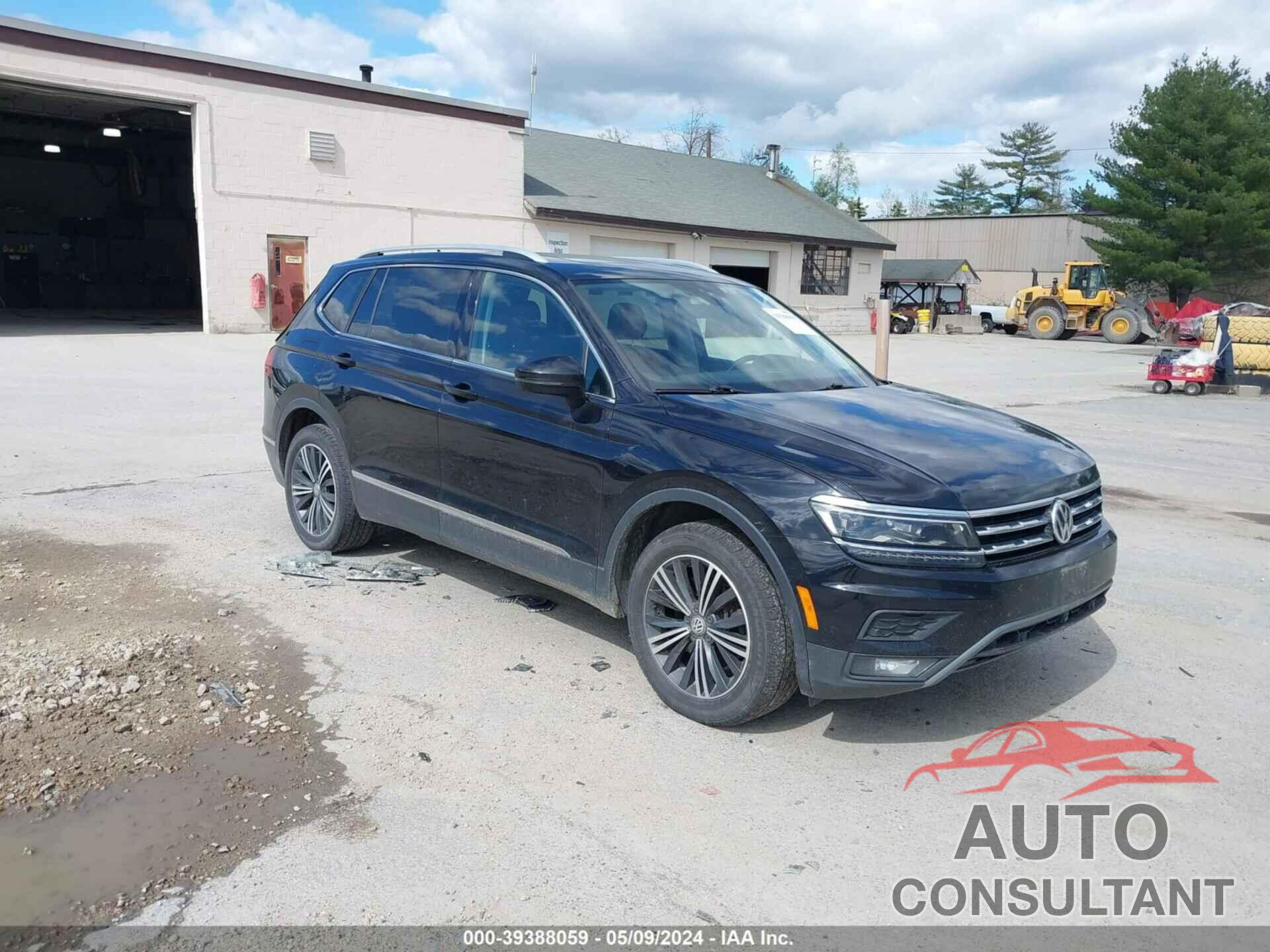 VOLKSWAGEN TIGUAN 2018 - 3VV4B7AX0JM006834