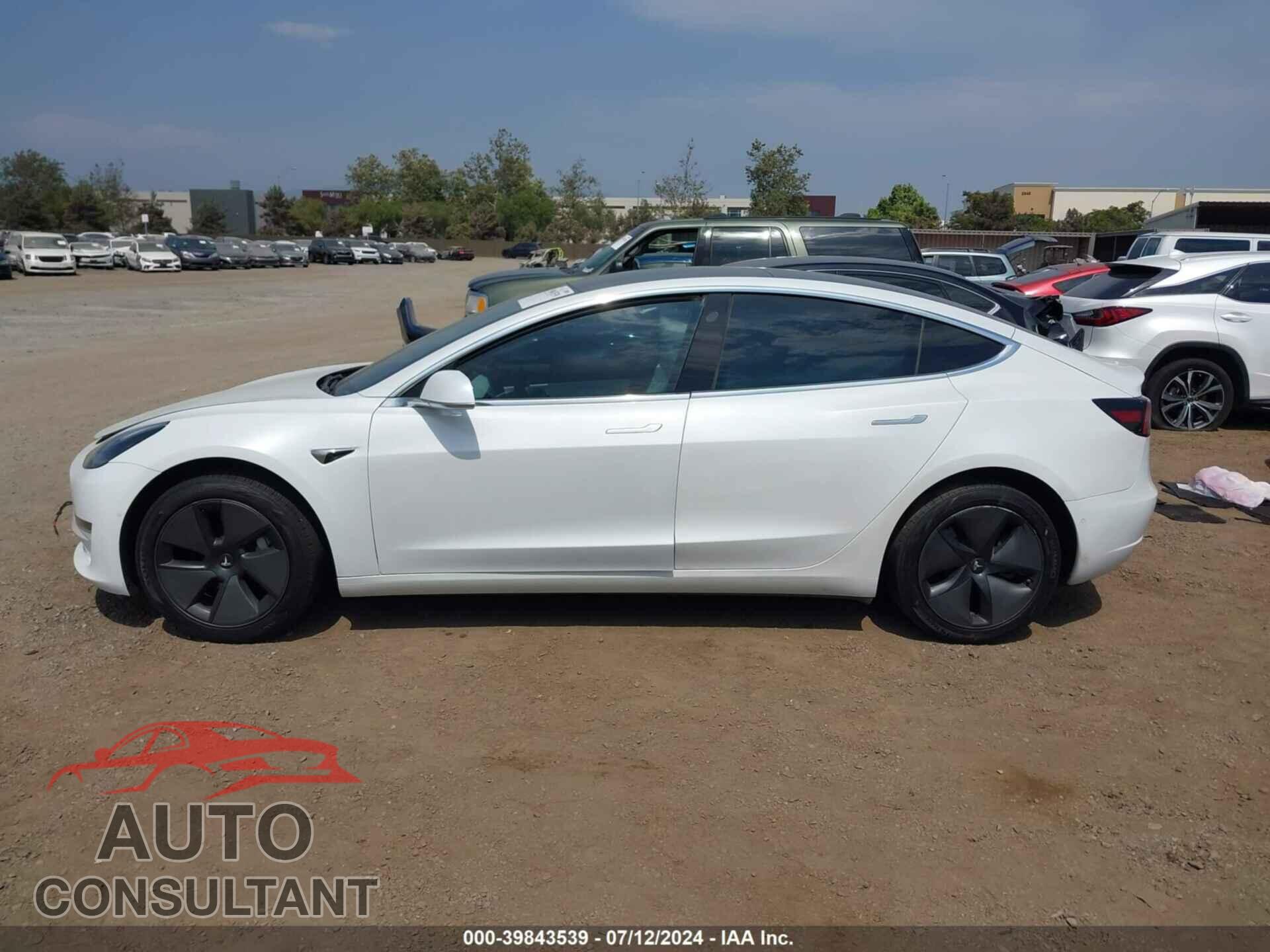 TESLA MODEL 3 2020 - 5YJ3E1EA0LF703657