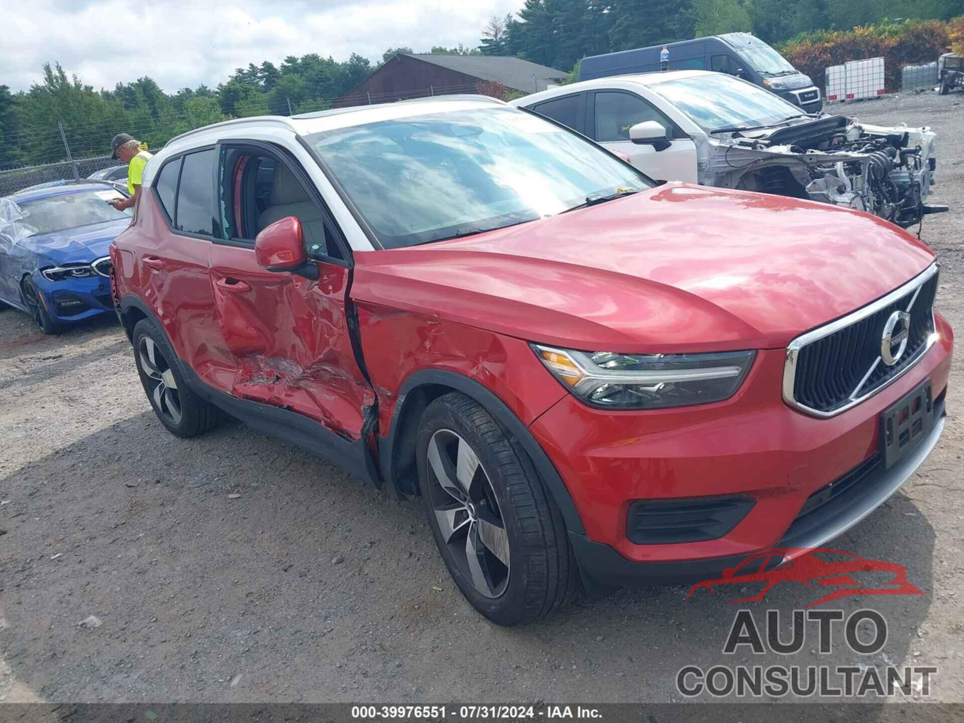 VOLVO XC40 2019 - YV4162UK9K2047526