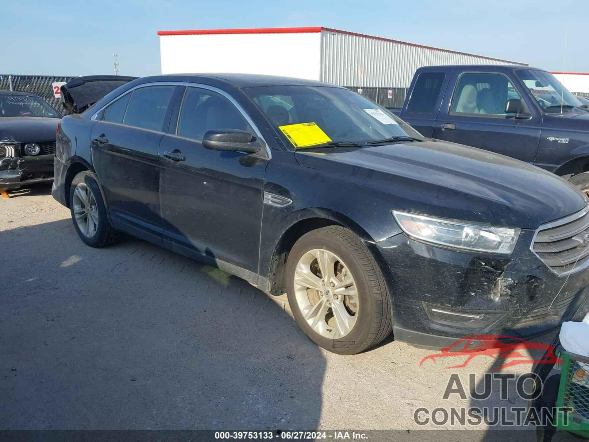 FORD TAURUS 2018 - 1FAHP2E82JG113990