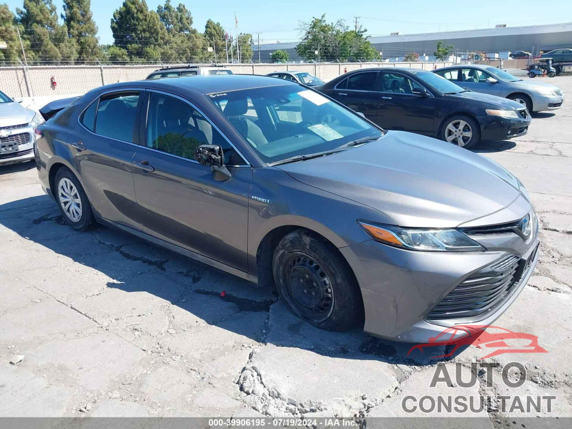 TOYOTA CAMRY HYBRID 2018 - 4T1B31HK3JU002651