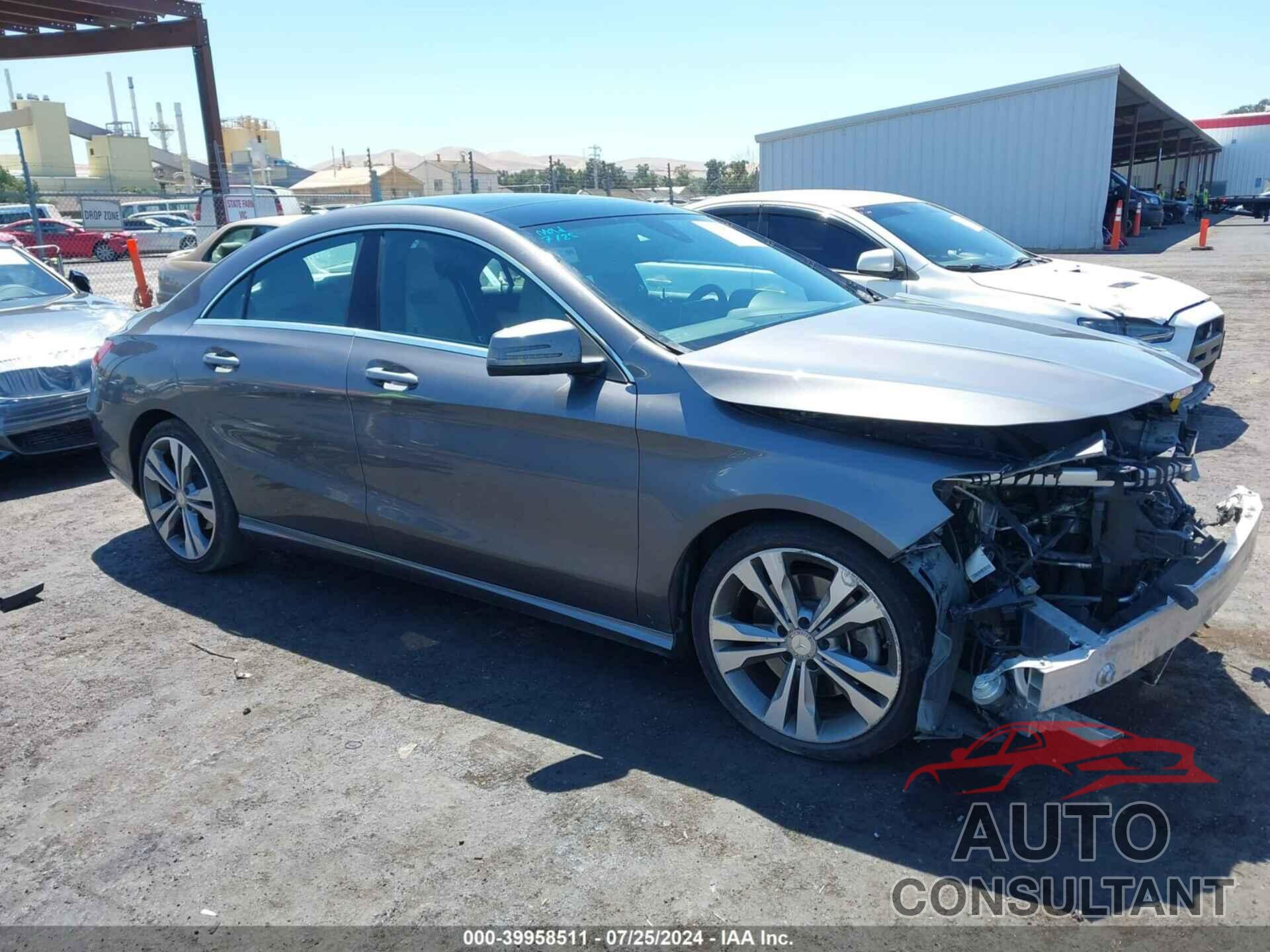 MERCEDES-BENZ CLA 250 2016 - WDDSJ4EB5GN371925