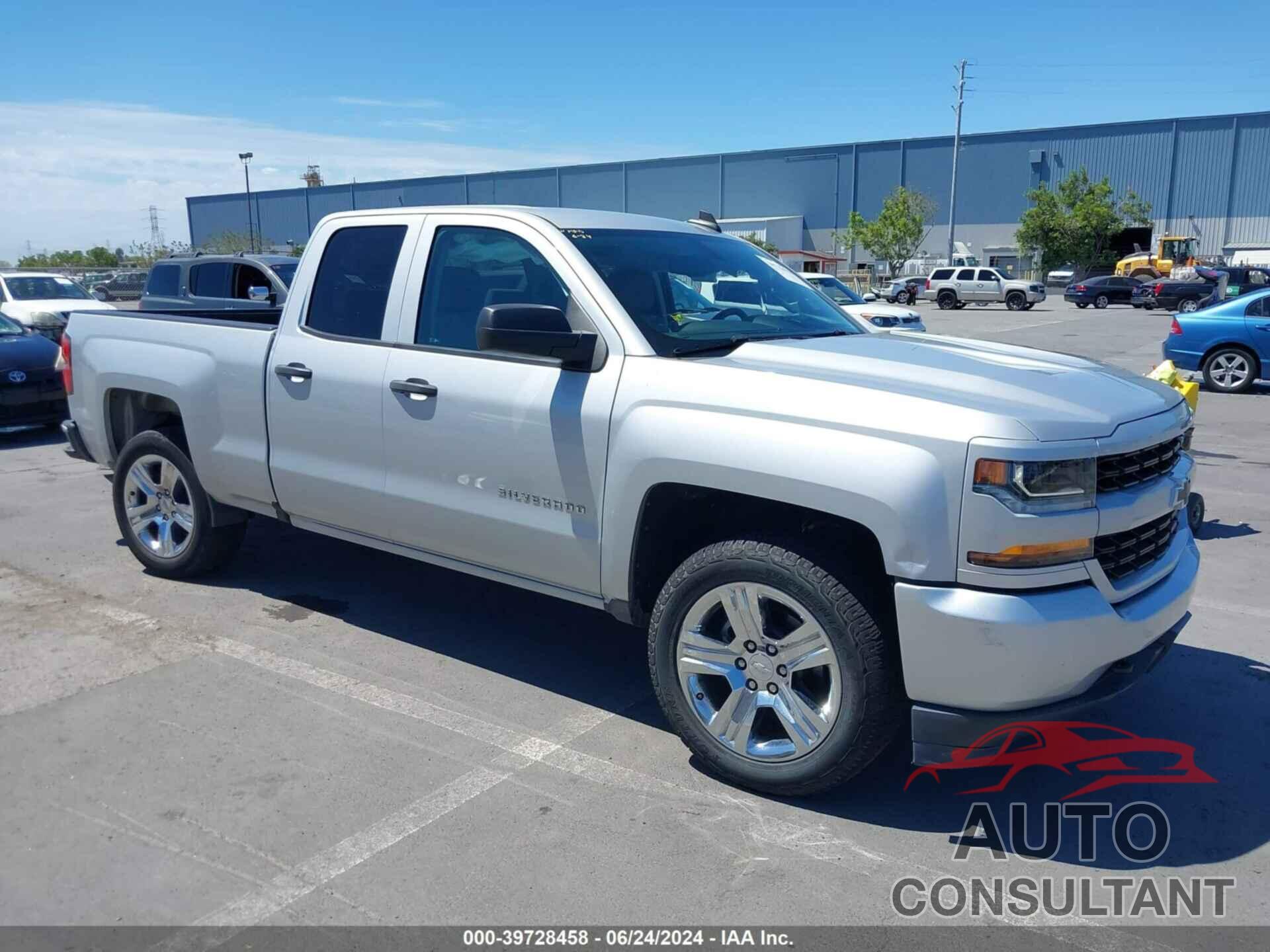 CHEVROLET SILVERADO 2018 - 1GCRCPEC8JZ377103