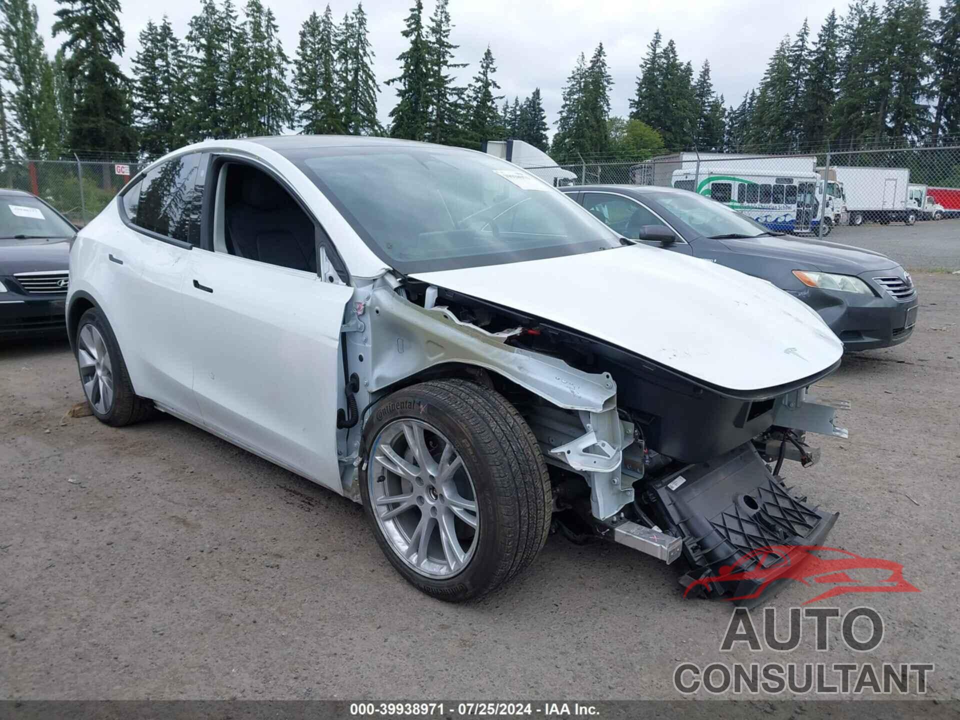 TESLA MODEL Y 2023 - 7SAYGDEE4PF666464