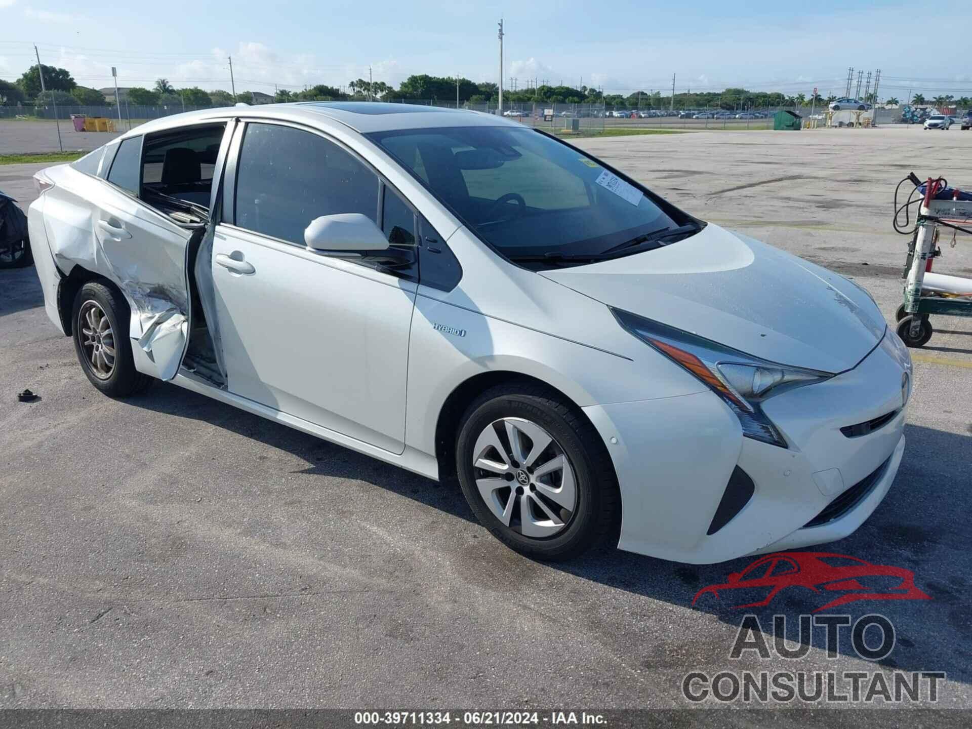 TOYOTA PRIUS 2018 - JTDKARFU7J3546380