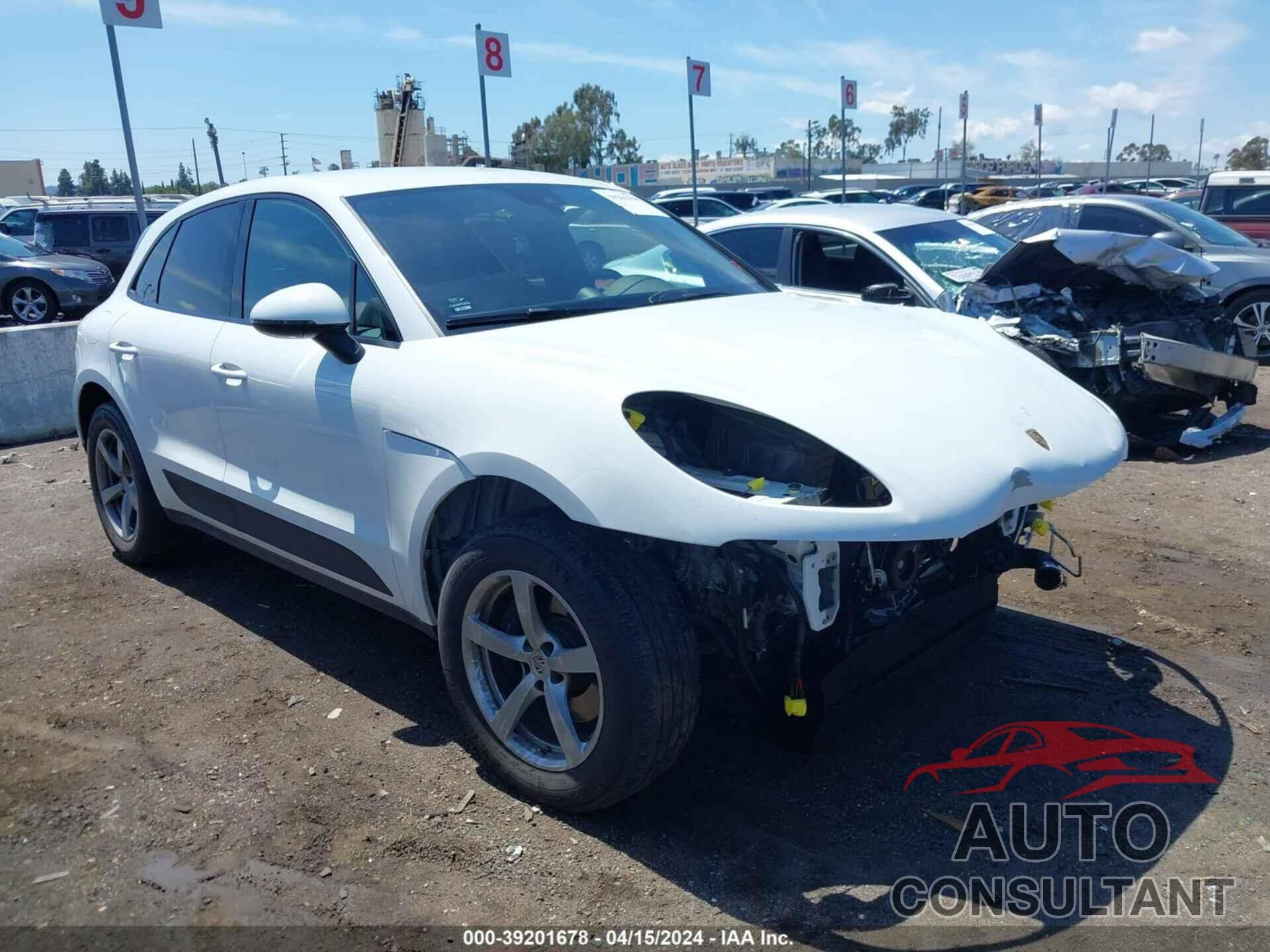 PORSCHE MACAN 2018 - WP1AA2A55JLB19913