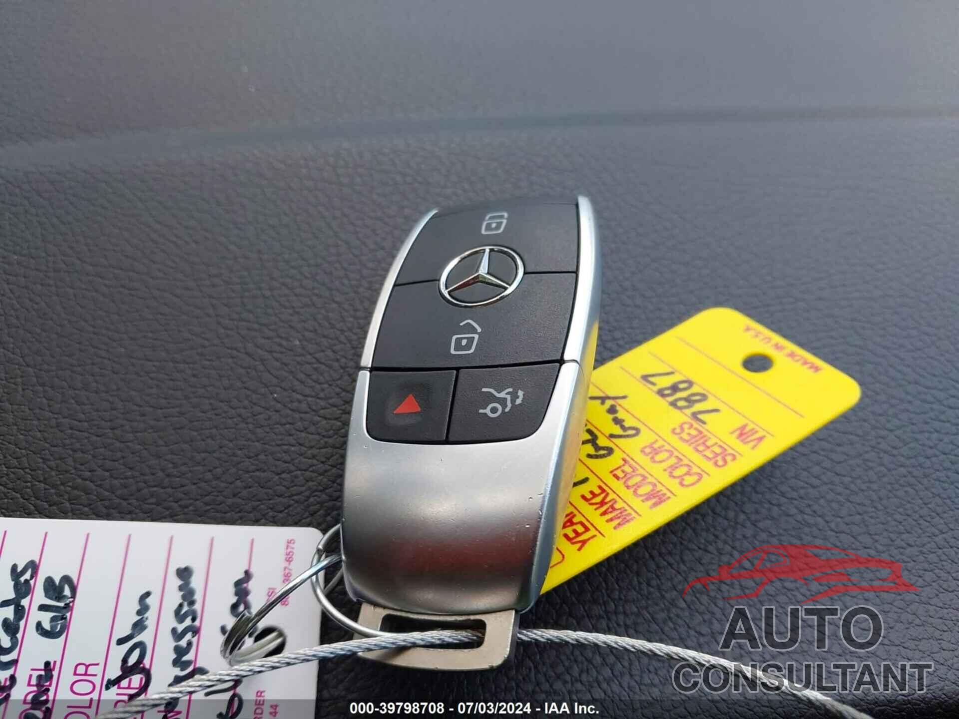 MERCEDES-BENZ GLB 250 2021 - W1N4M4GB8MW157887