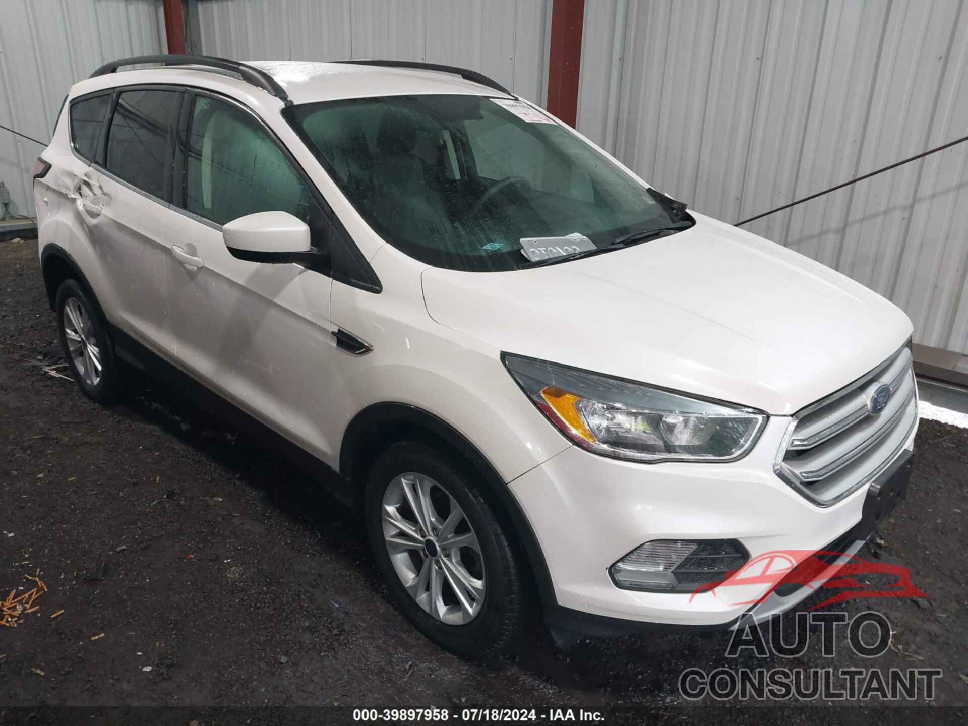 FORD ESCAPE 2018 - 1FMCU0GD3JUC85082