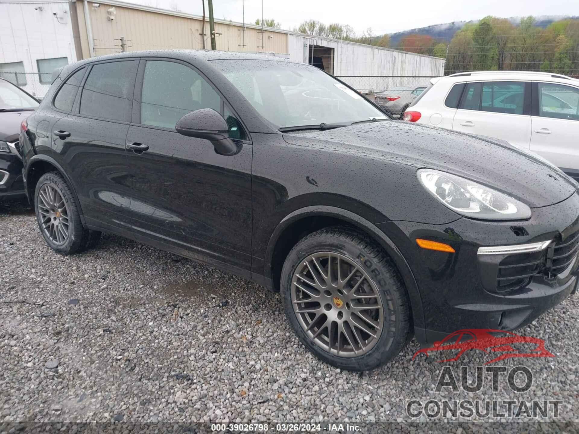 PORSCHE CAYENNE 2018 - WP1AA2A26JKA05138