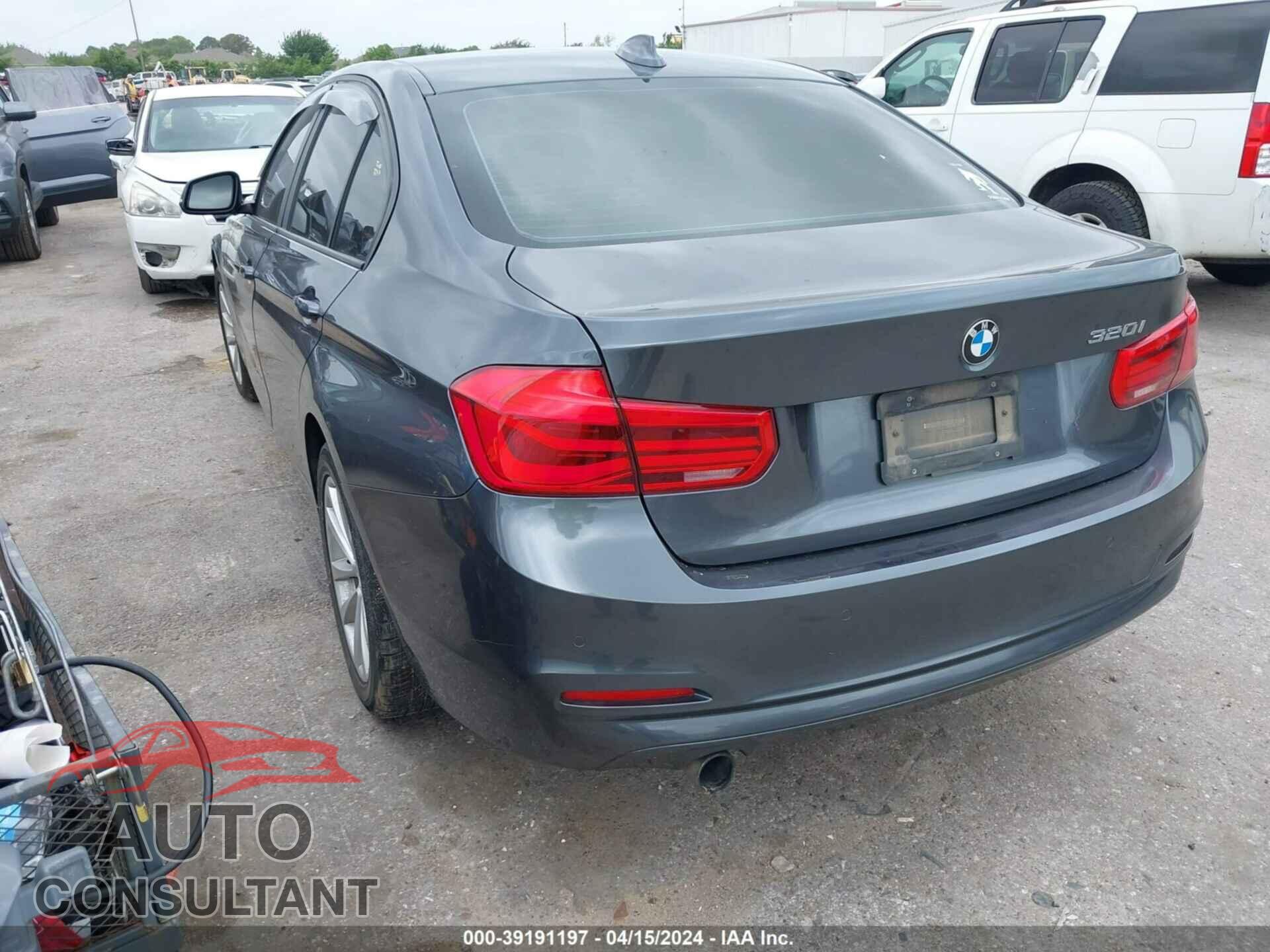 BMW 320 2016 - WBA8E1G59GNU10706