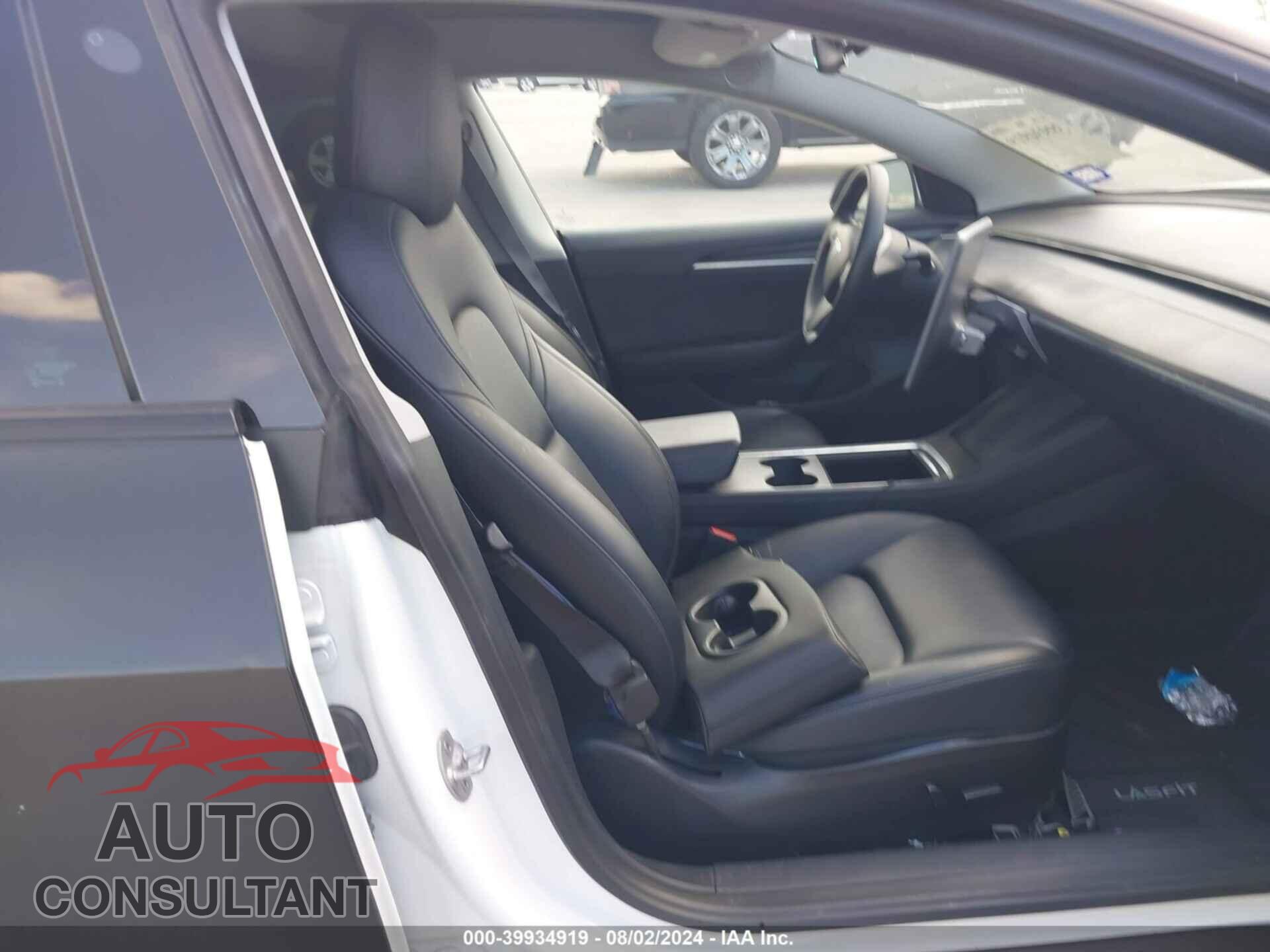 TESLA MODEL 3 2021 - 5YJ3E1EA8MF100733