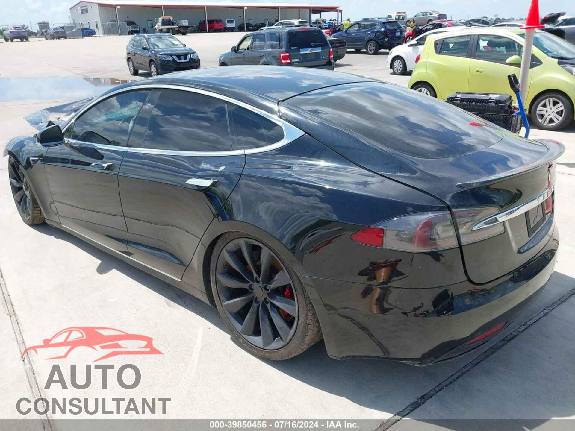 TESLA MODEL S 2017 - 5YJSA1E48HF200158
