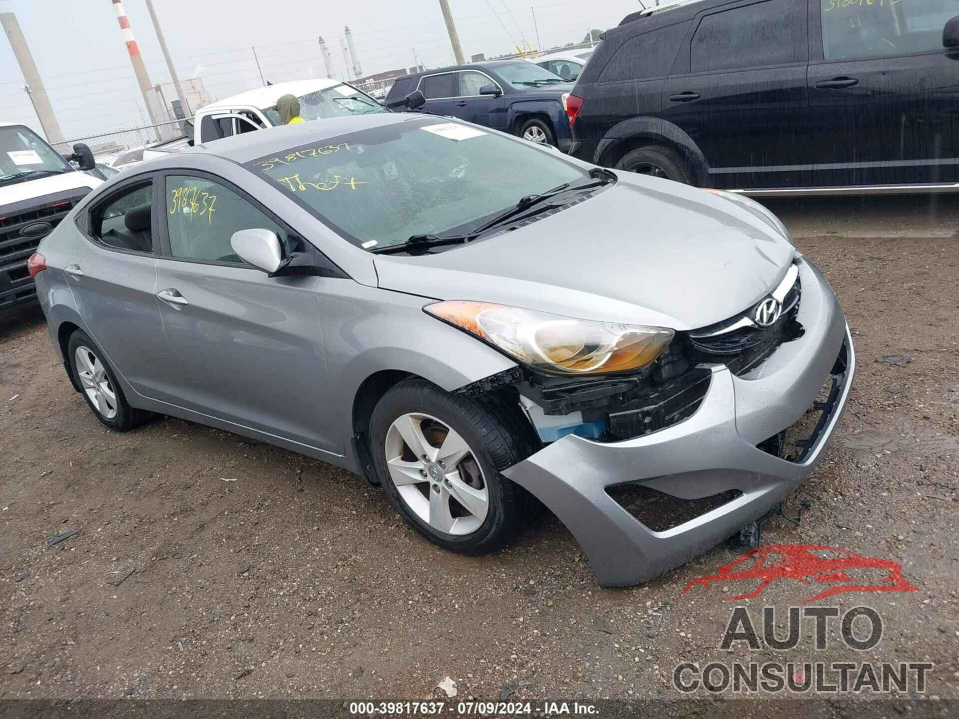 HYUNDAI ELANTRA 2013 - KMHDH4AEXDU932597