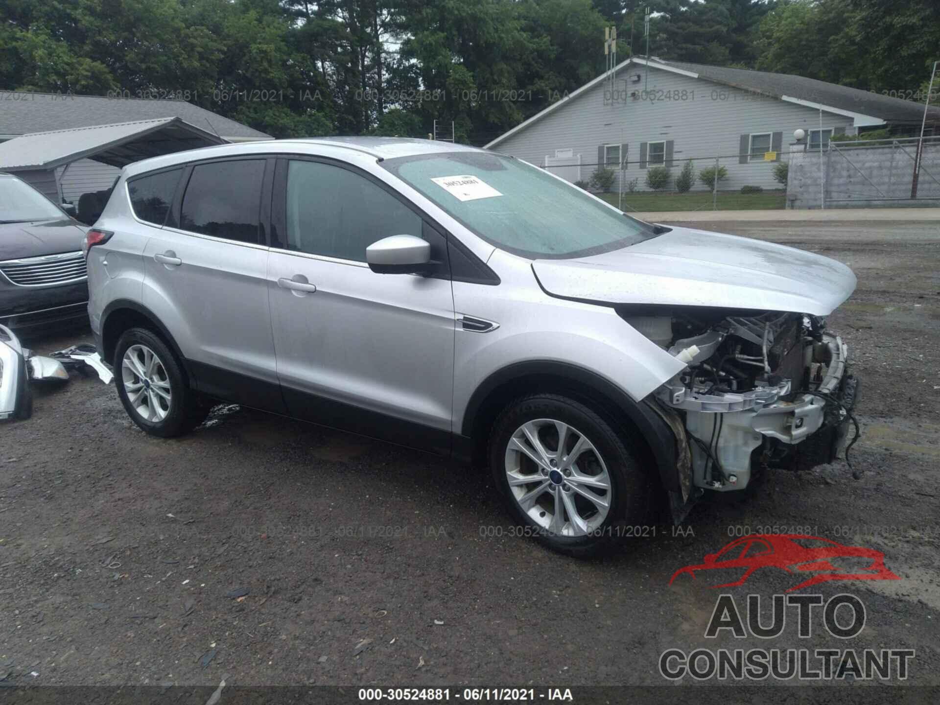 FORD ESCAPE 2017 - 1FMCU0GD1HUC03909