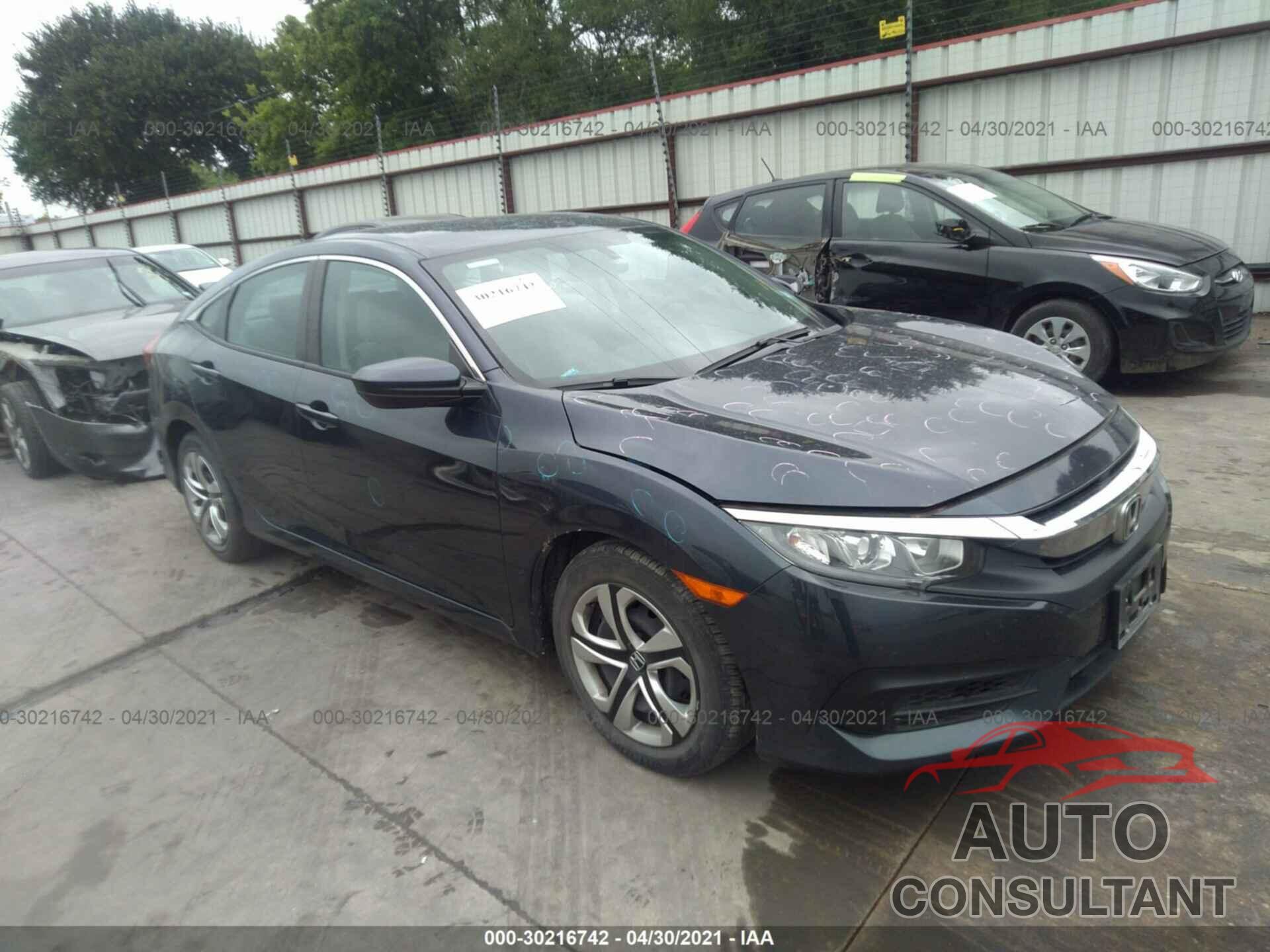 HONDA CIVIC SEDAN 2018 - 2HGFC2F50JH544092