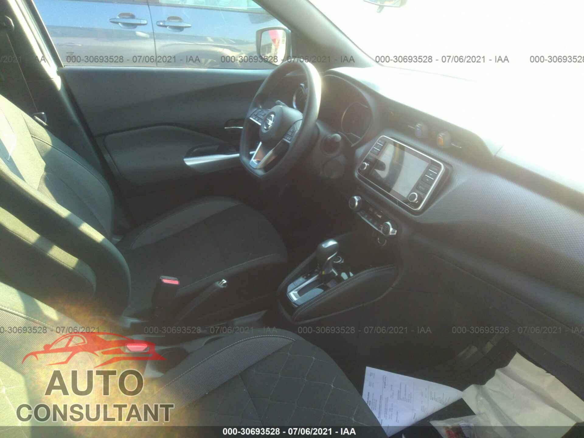 NISSAN KICKS 2019 - 3N1CP5CU3KL496909
