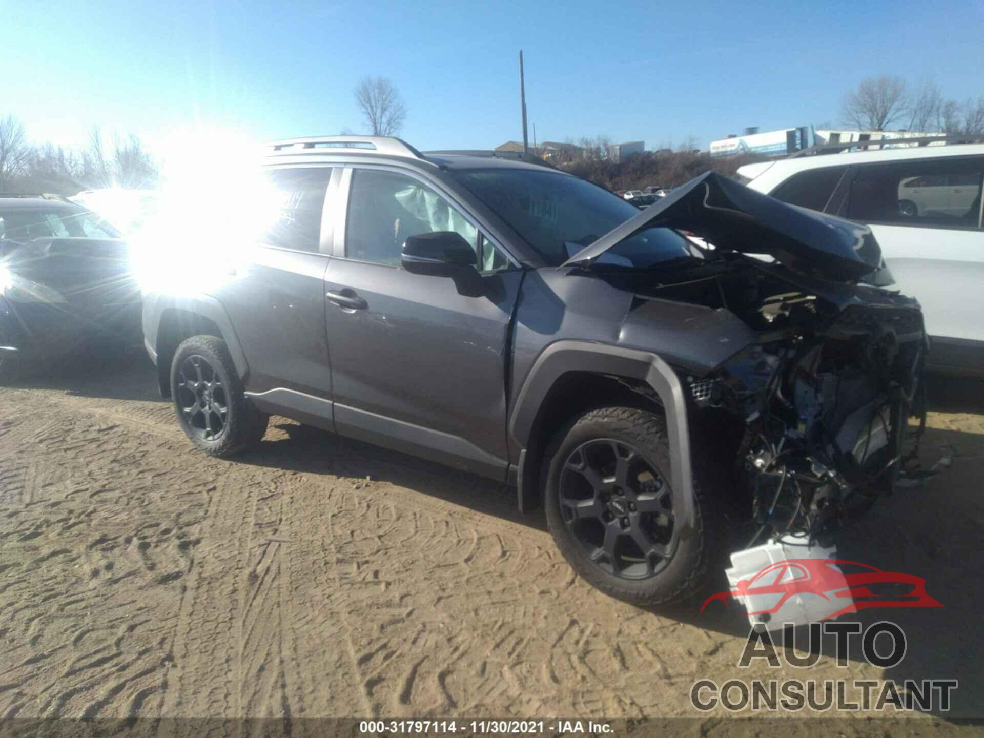 TOYOTA RAV4 2020 - 2T3J1RFV1LC082072