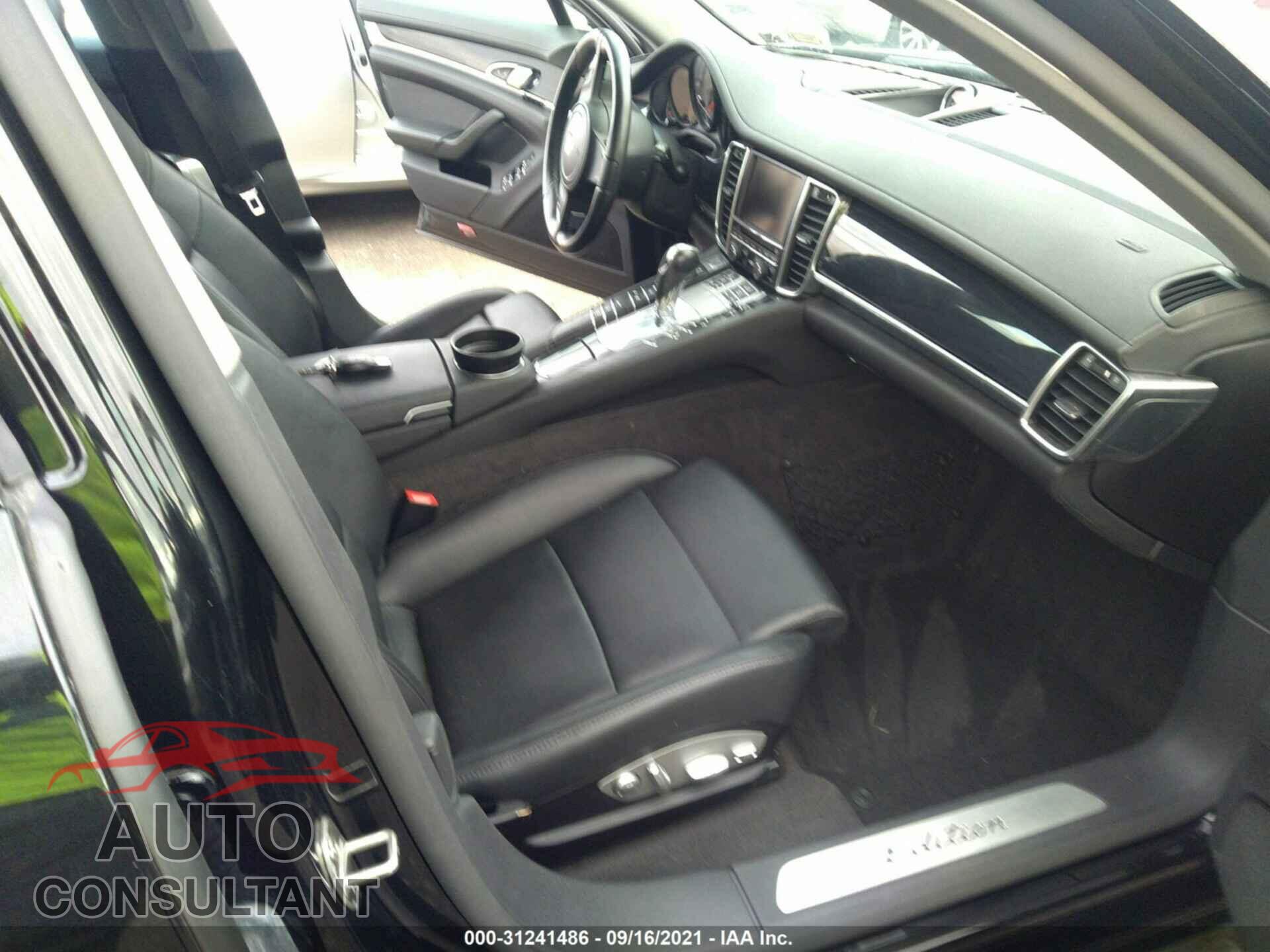 PORSCHE PANAMERA 2016 - WP0AA2A78GL003231