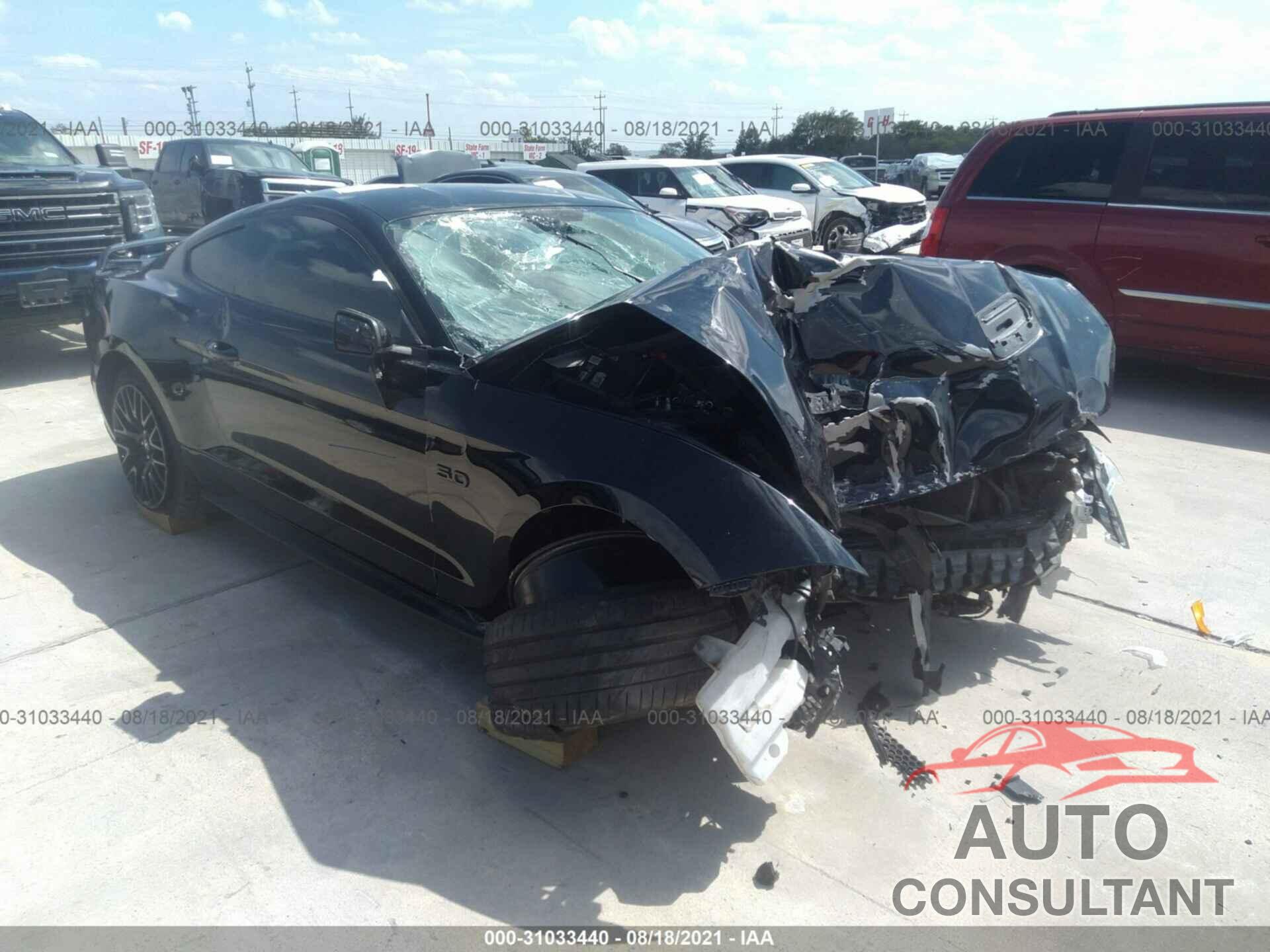 FORD MUSTANG 2018 - 1FA6P8CF7J5180205
