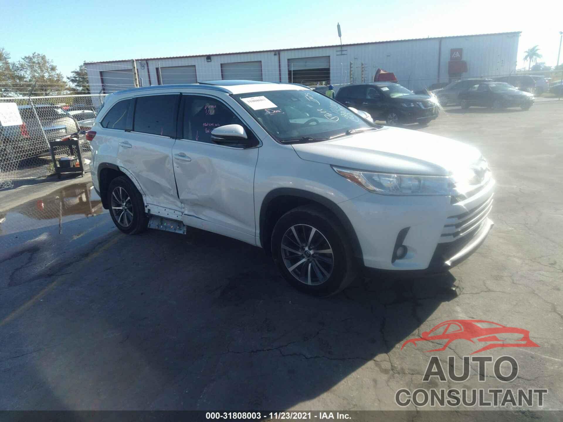 TOYOTA HIGHLANDER 2017 - 5TDKZRFH2HS515932