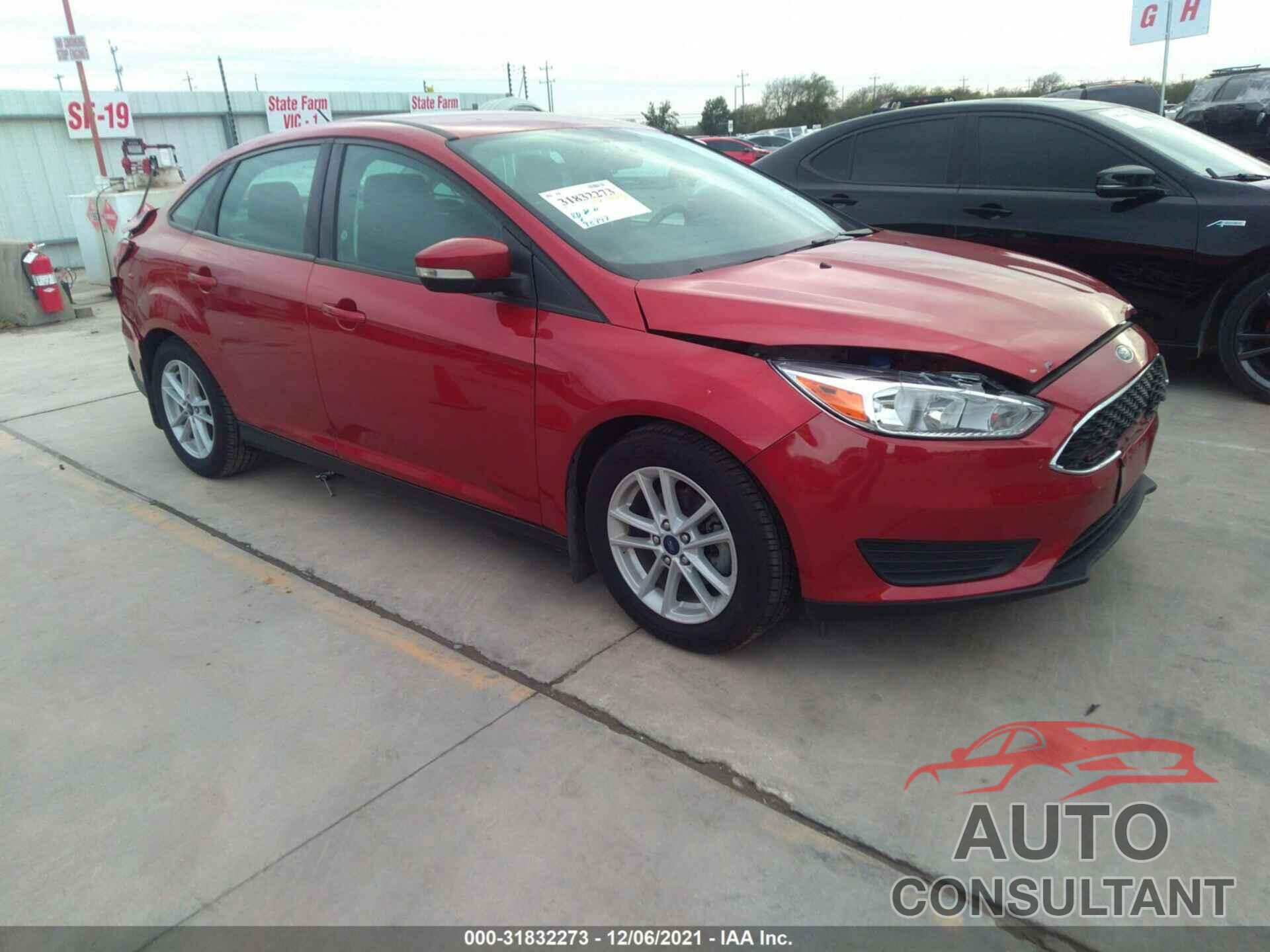 FORD FOCUS 2018 - 1FADP3F26JL260383