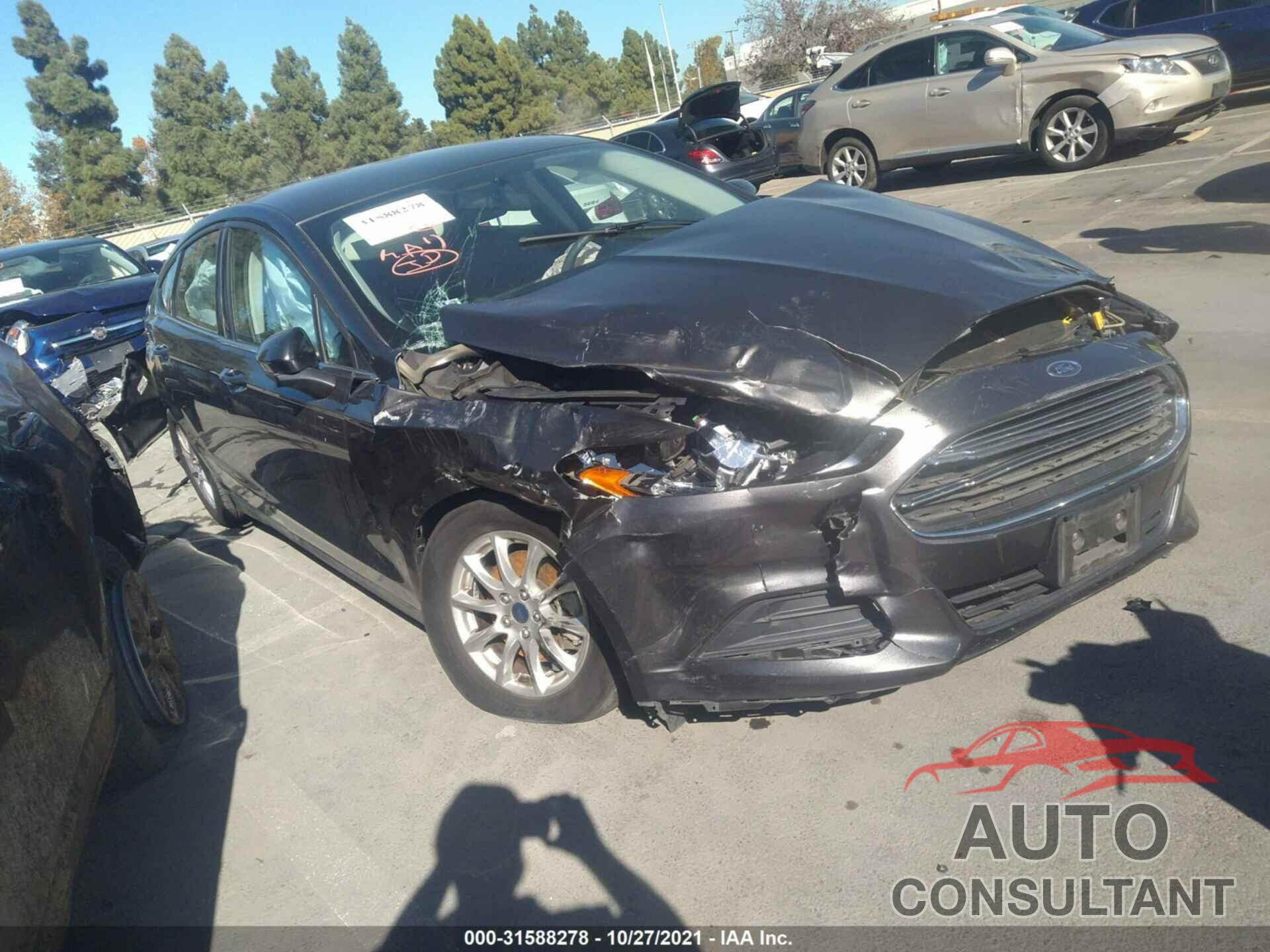 FORD FUSION 2016 - 3FA6P0G71GR216299