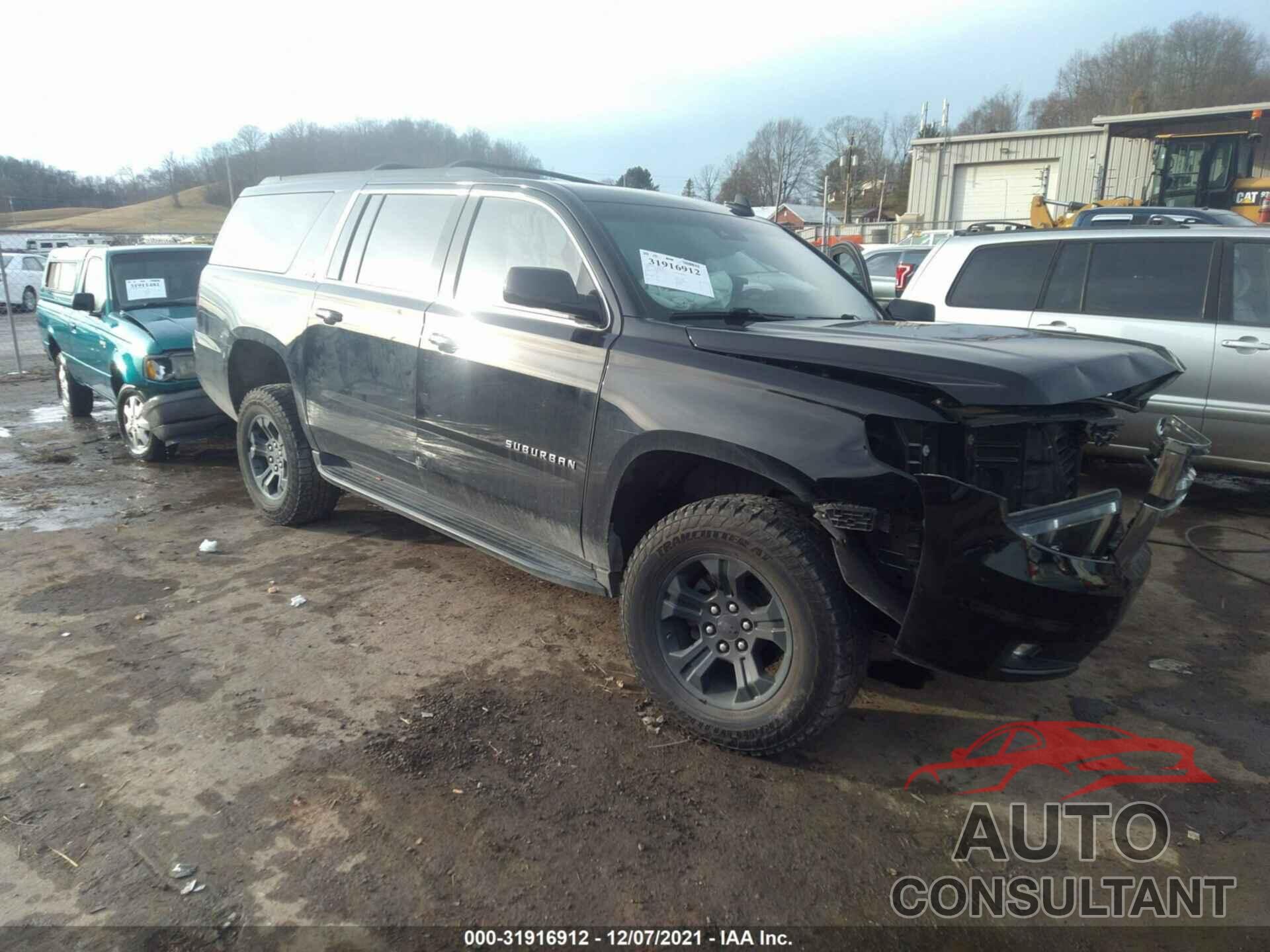 CHEVROLET SUBURBAN 2019 - 1GNSKHKC4KR302776