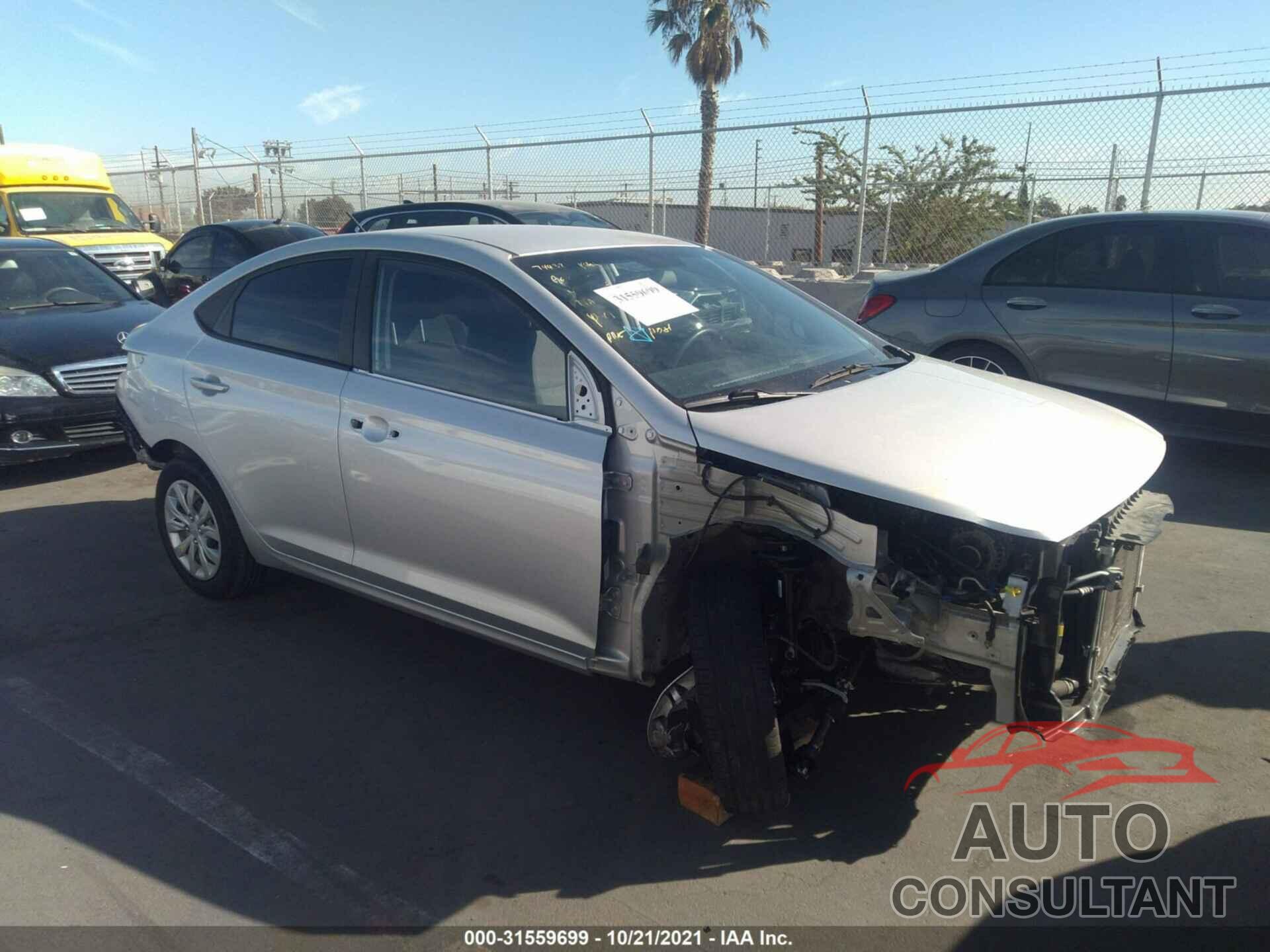HYUNDAI ACCENT 2018 - 3KPC24A34JE018890