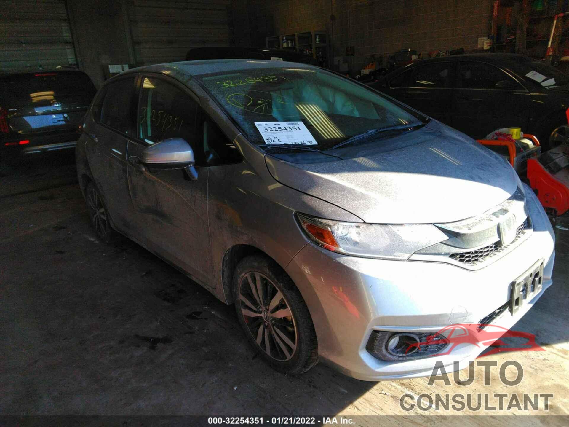 HONDA FIT 2018 - 3HGGK5H86JM726543