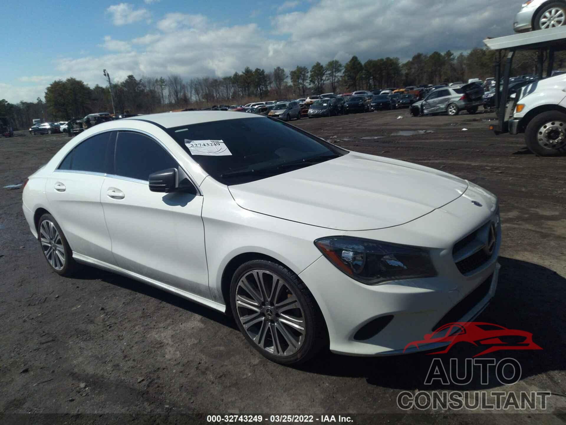 MERCEDES-BENZ CLA 2018 - WDDSJ4EB1JN603900