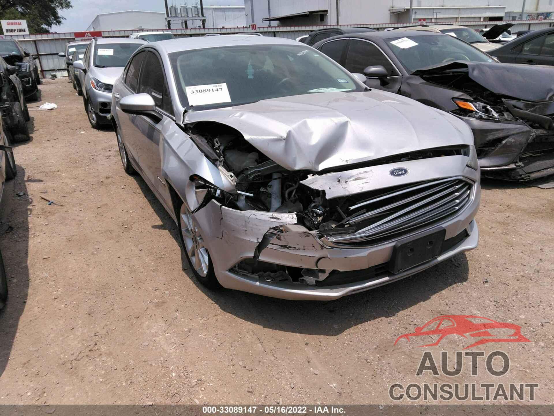 FORD FUSION 2017 - 3FA6P0LUXHR114108