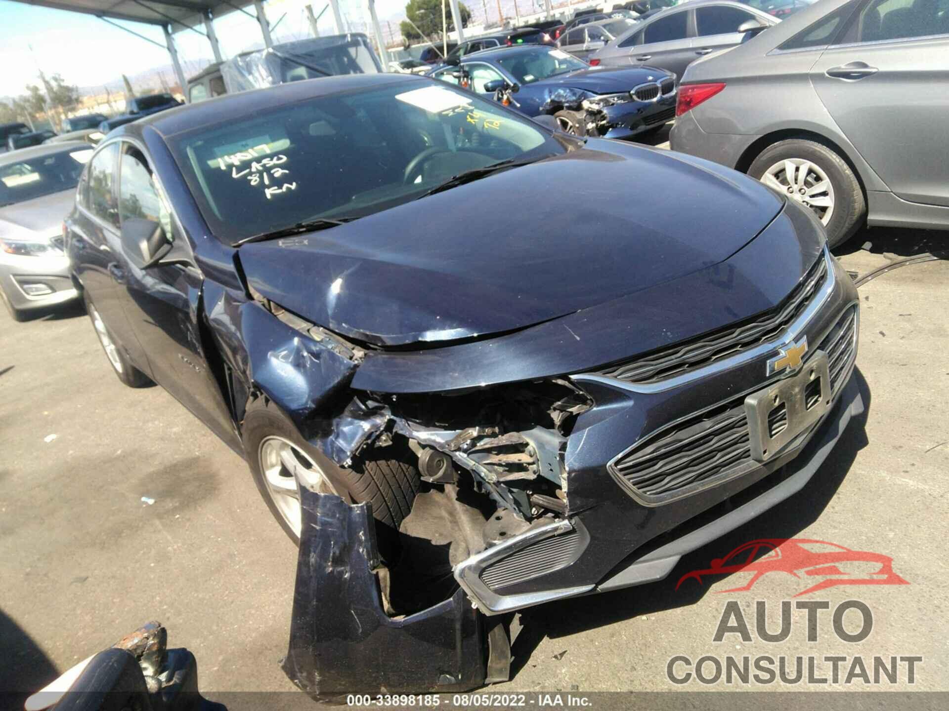 CHEVROLET MALIBU 2018 - 1G1ZB5ST2JF131038
