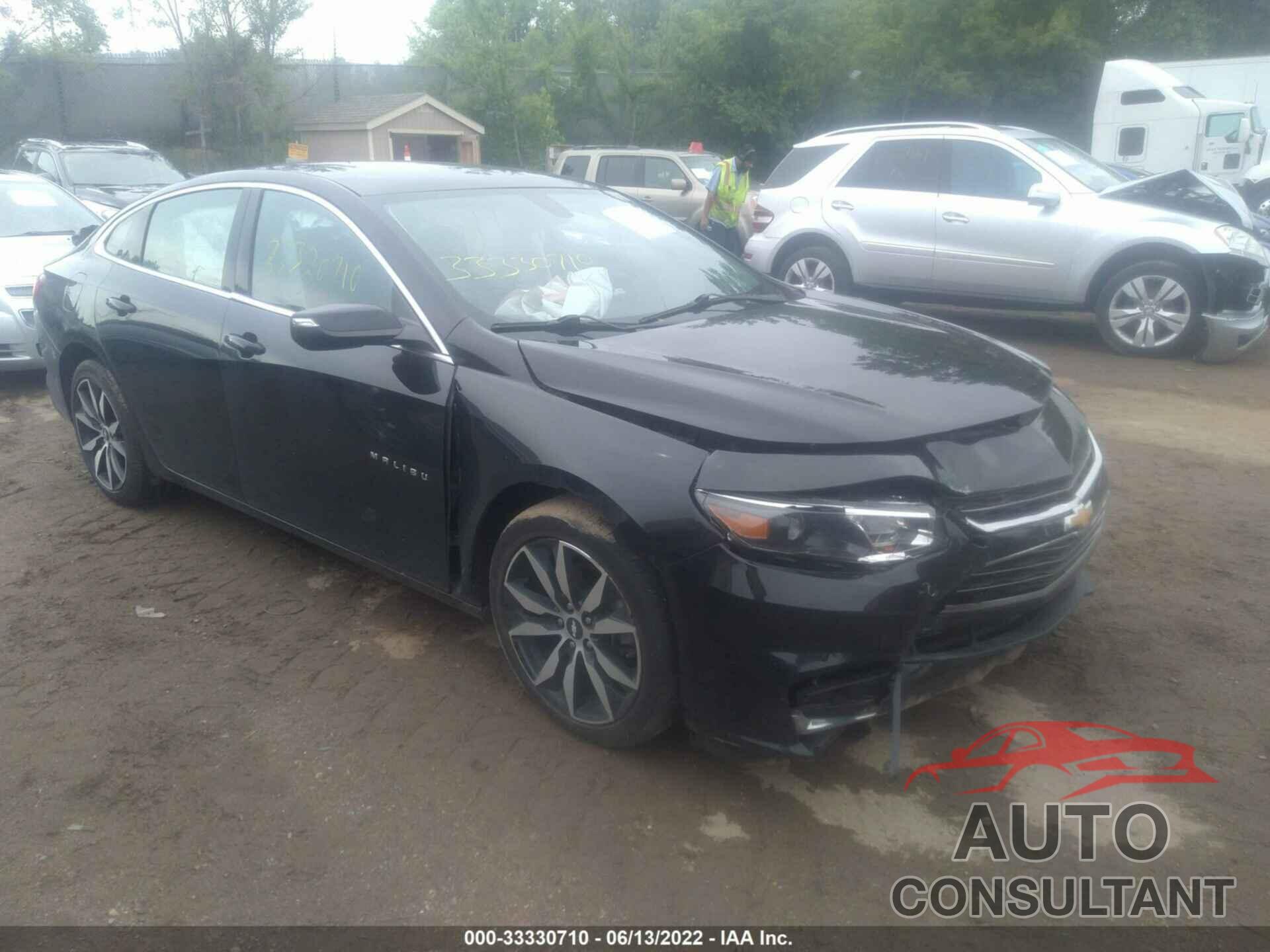 CHEVROLET MALIBU 2018 - 1G1ZD5ST8JF275624