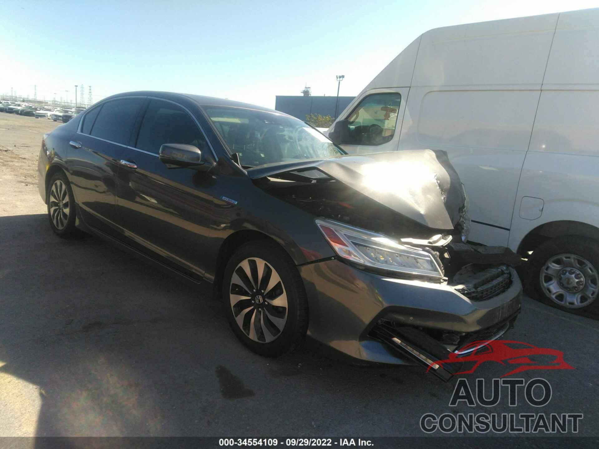 HONDA ACCORD HYBRID 2017 - JHMCR6F74HC015071