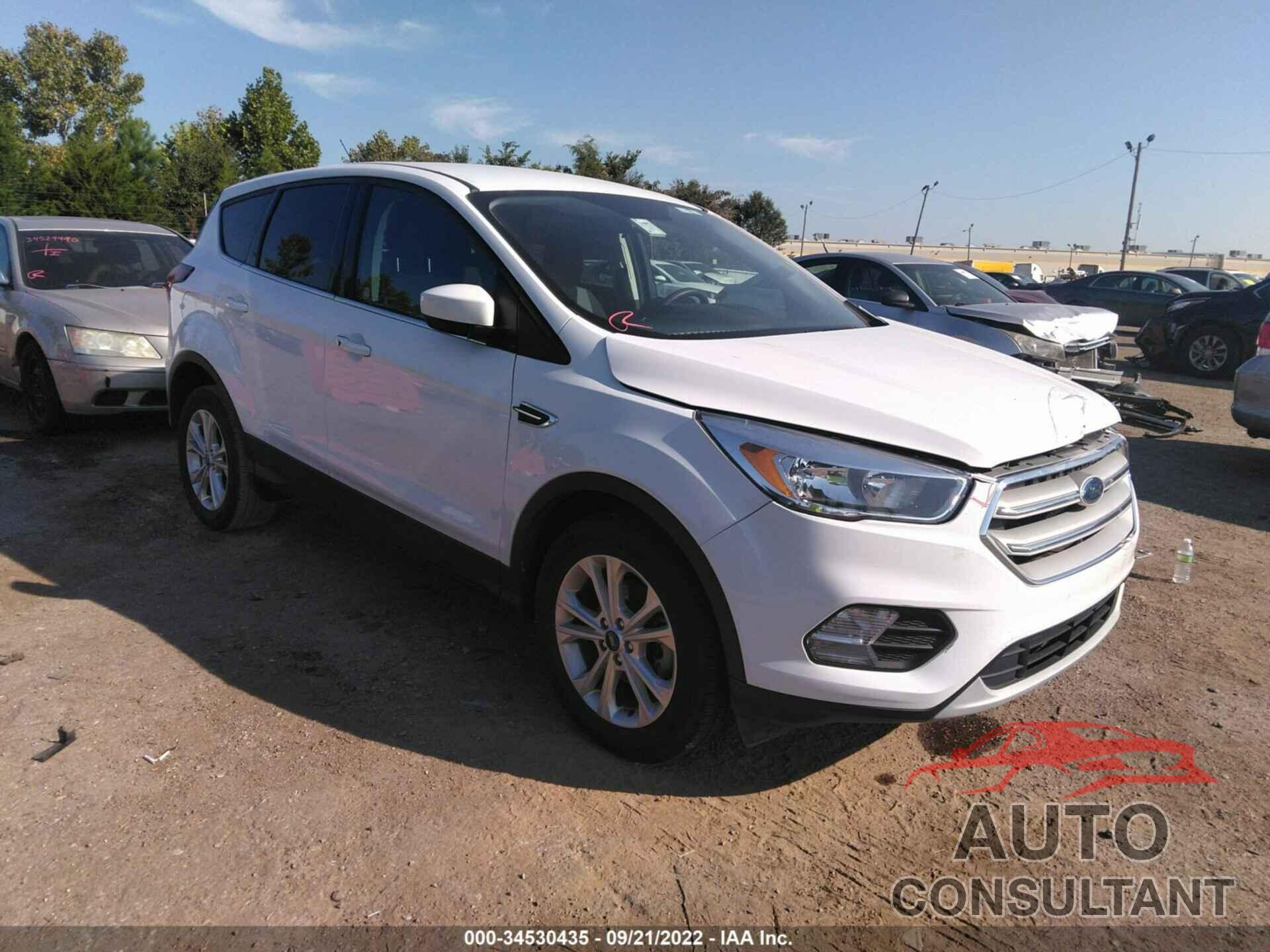FORD ESCAPE 2019 - 1FMCU0GD7KUB32562