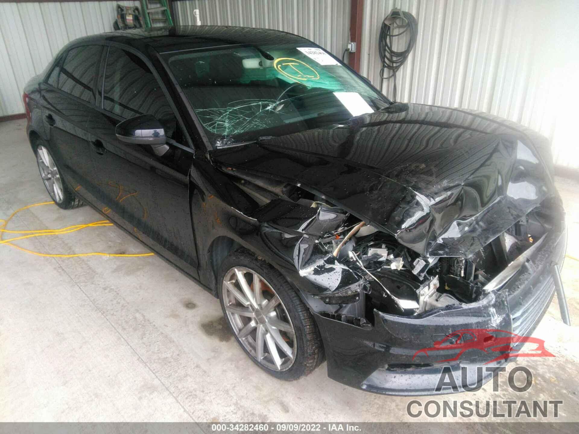 AUDI A3 2016 - WAUA7GFF3G1016361