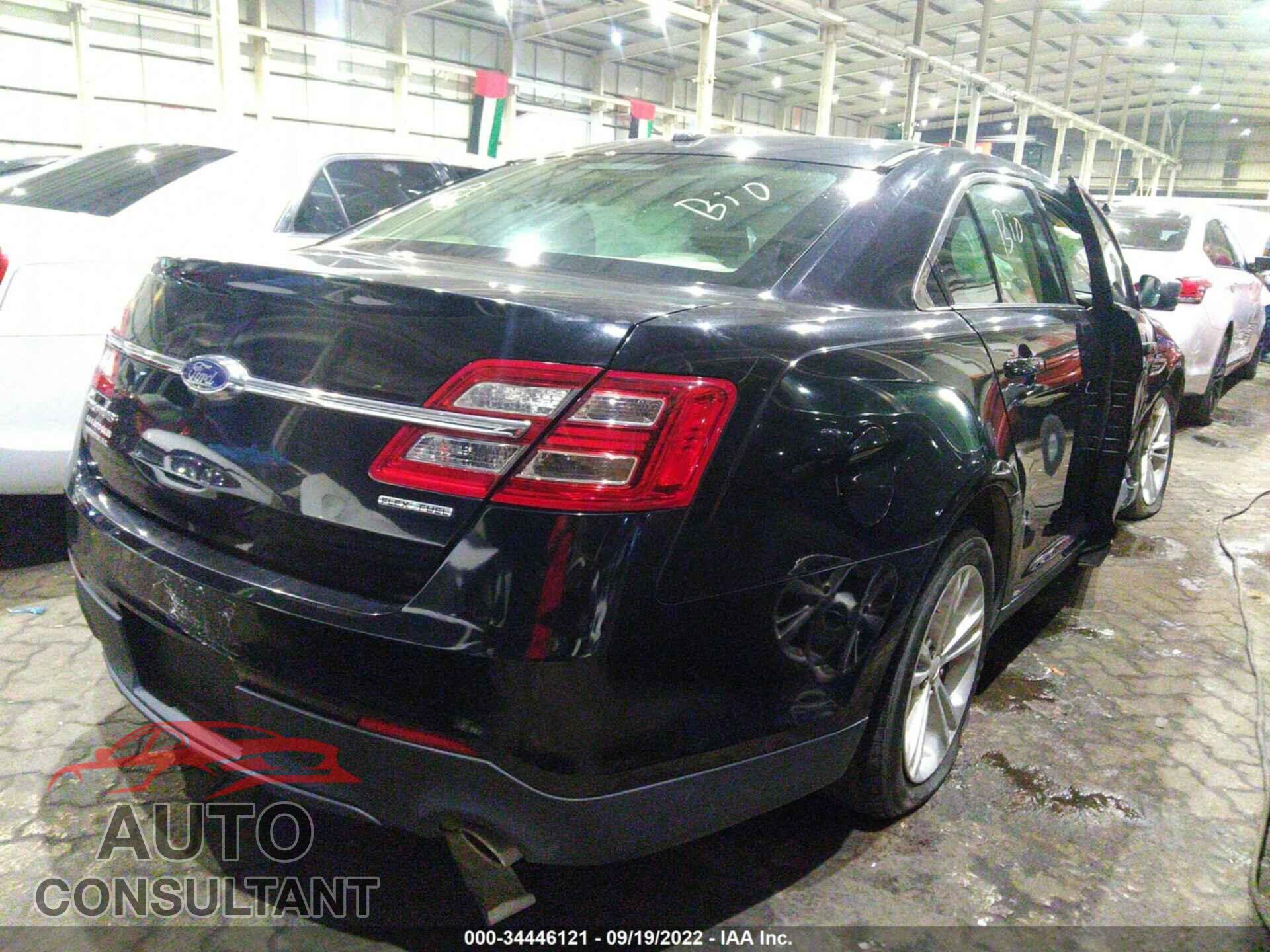 FORD TAURUS 2016 - 00AHP2D83GG116729