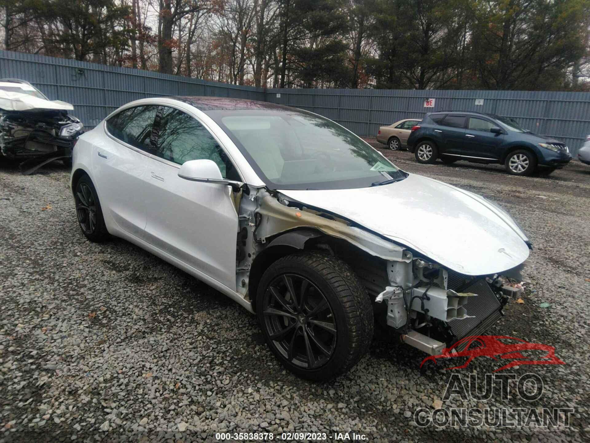 TESLA MODEL 3 2018 - 5YJ3E1EBXJF151316