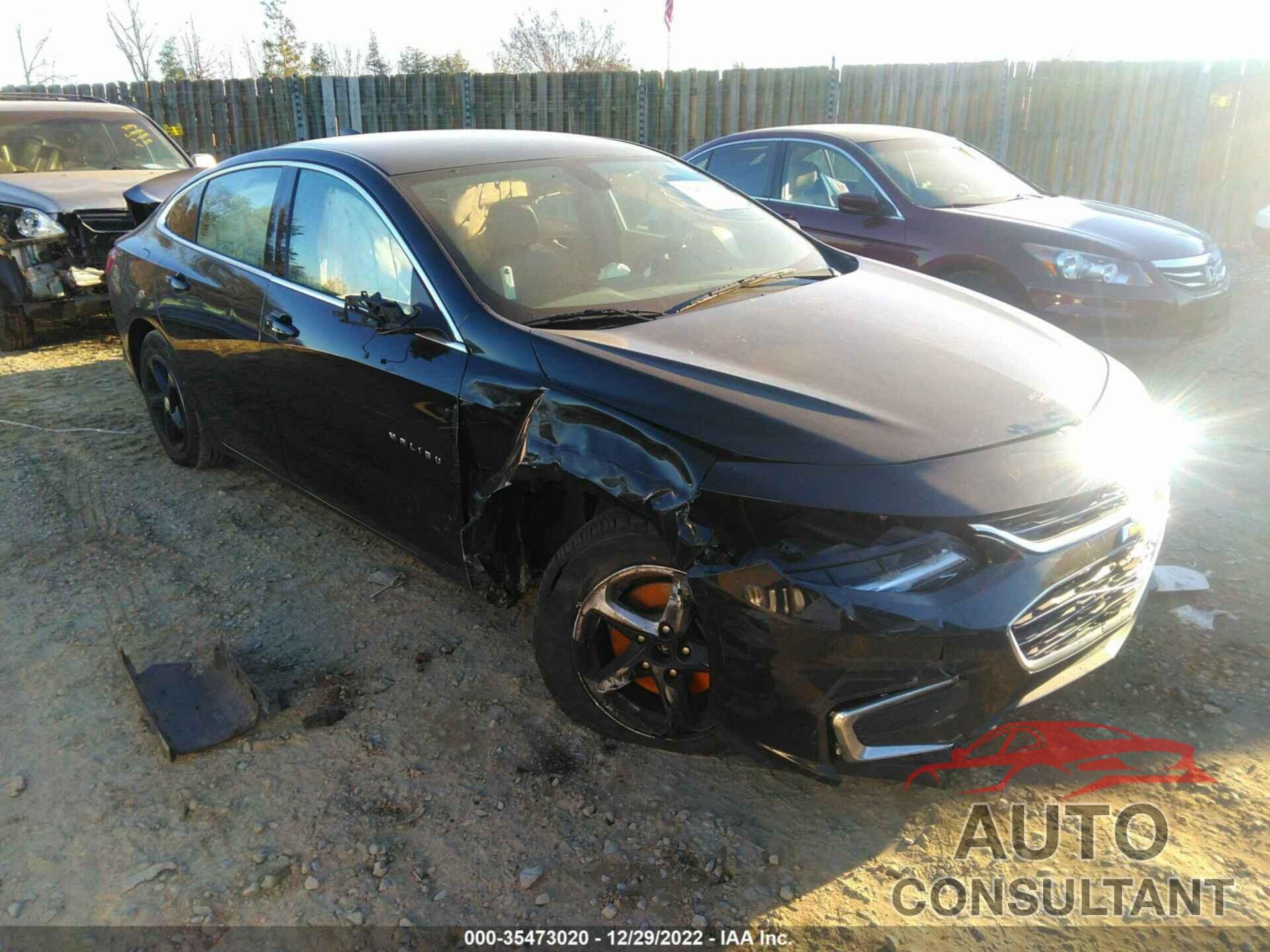 CHEVROLET MALIBU 2017 - 1G1ZB5ST1HF164221