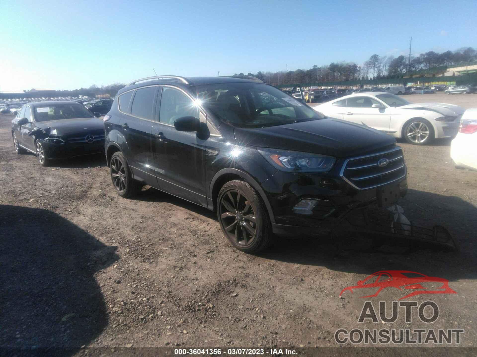 FORD ESCAPE 2018 - 1FMCU9HD5JUC25484