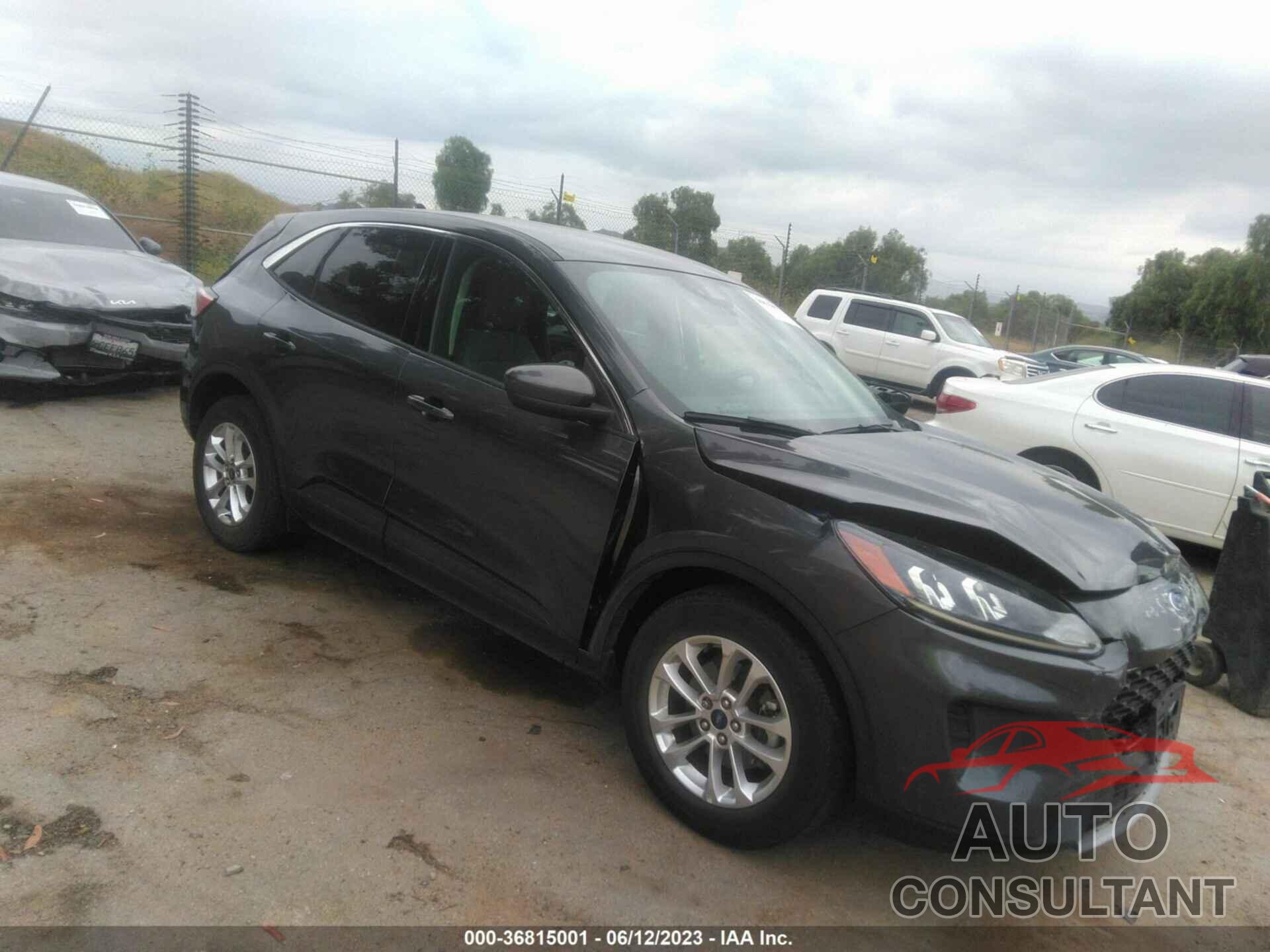 FORD ESCAPE 2020 - 1FMCU0G61LUA86245