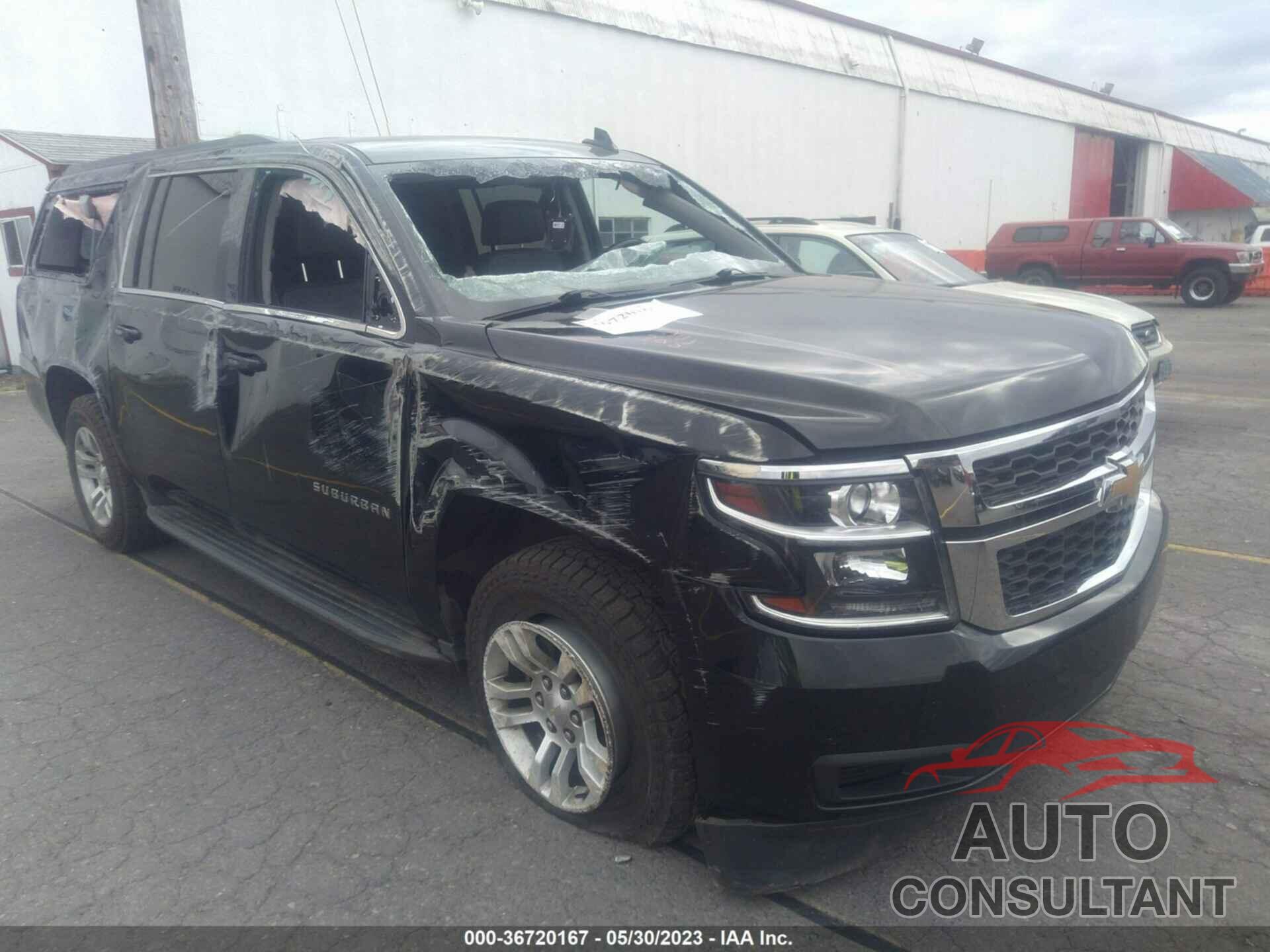 CHEVROLET SUBURBAN 2017 - 1GNSKHKC7HR252237