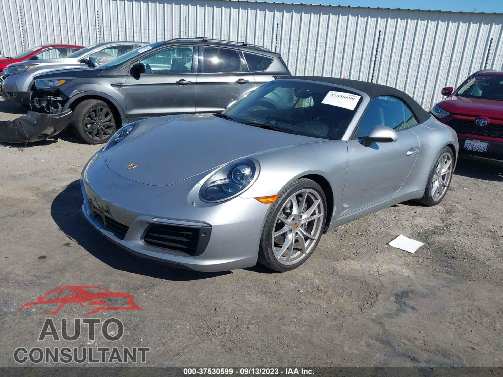 PORSCHE 911 2017 - WP0CA2A93HS141163