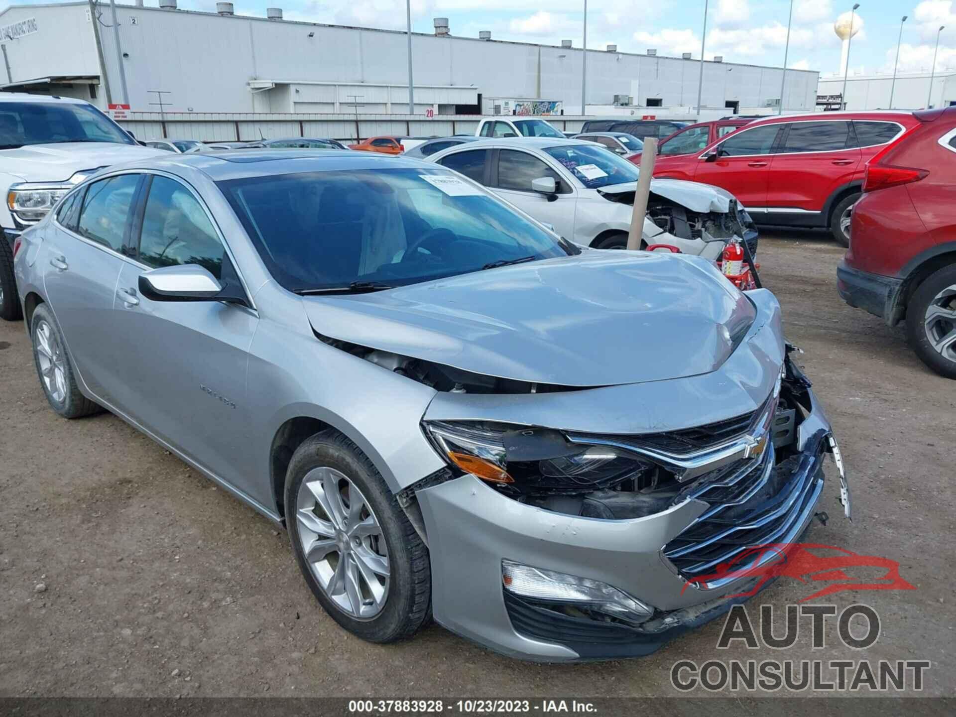 CHEVROLET MALIBU 2021 - 1G1ZD5ST1MF067802