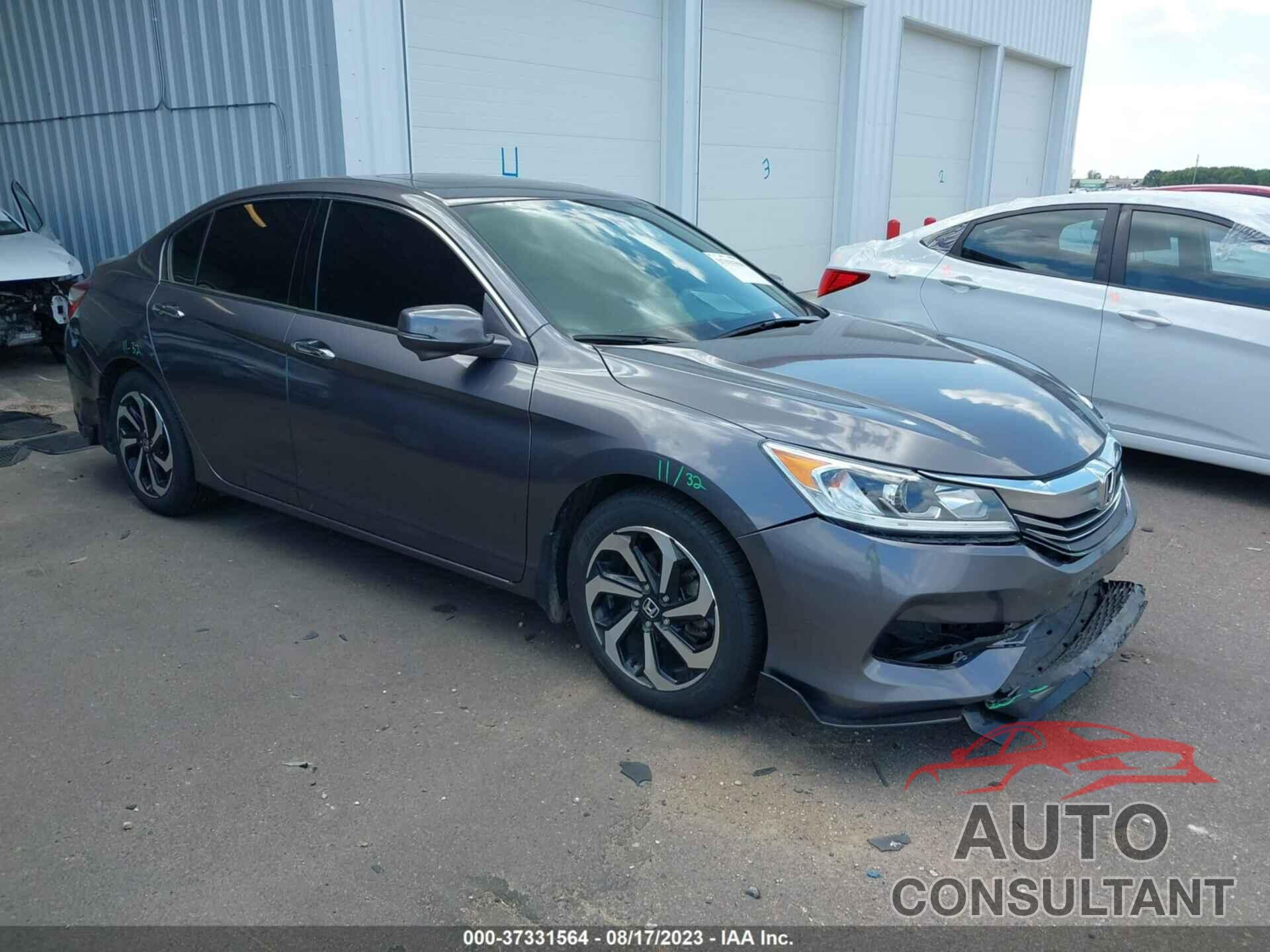 HONDA ACCORD 2016 - 1HGCR3F88GA030600