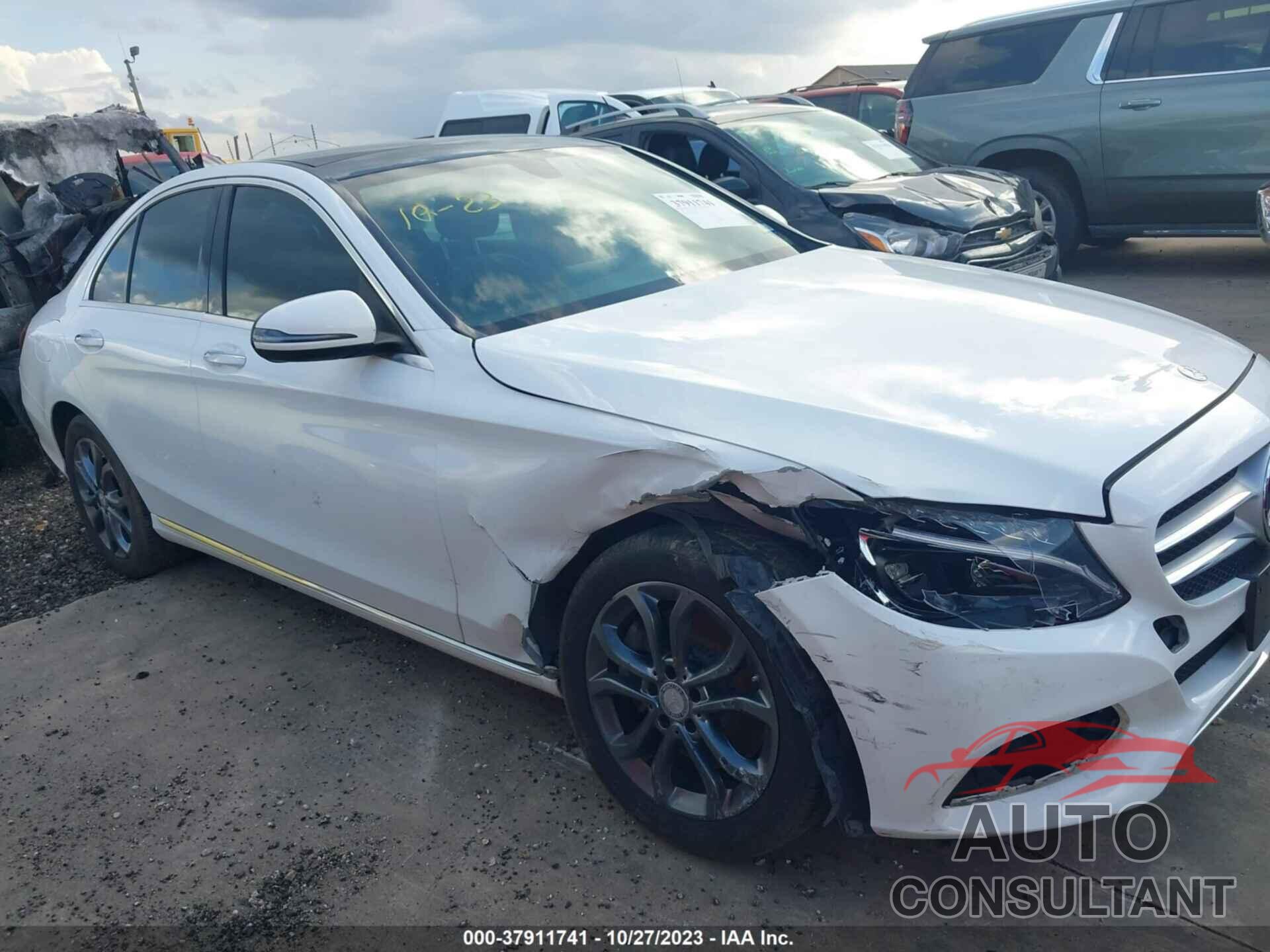 MERCEDES-BENZ C 300 2016 - 55SWF4KB5GU099987